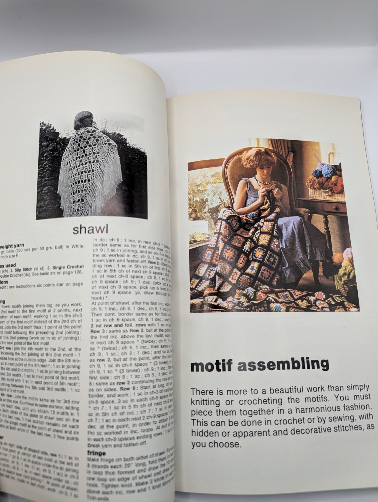 Vintage 1972 Mon Tricot 250 Stitches Patterns to Knit & Crochet Book 131 Pages