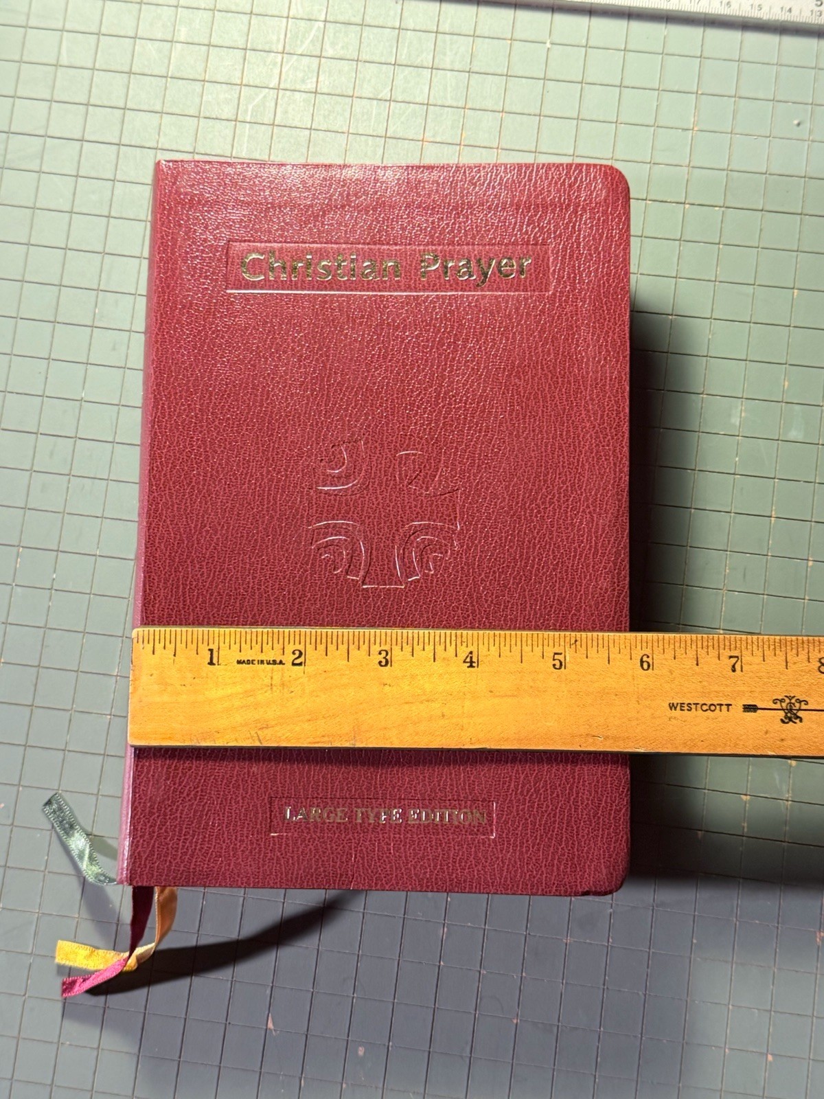 Christian Prayer LARGE Type Catholic Book Publishing Company 407/10 Printed 1985