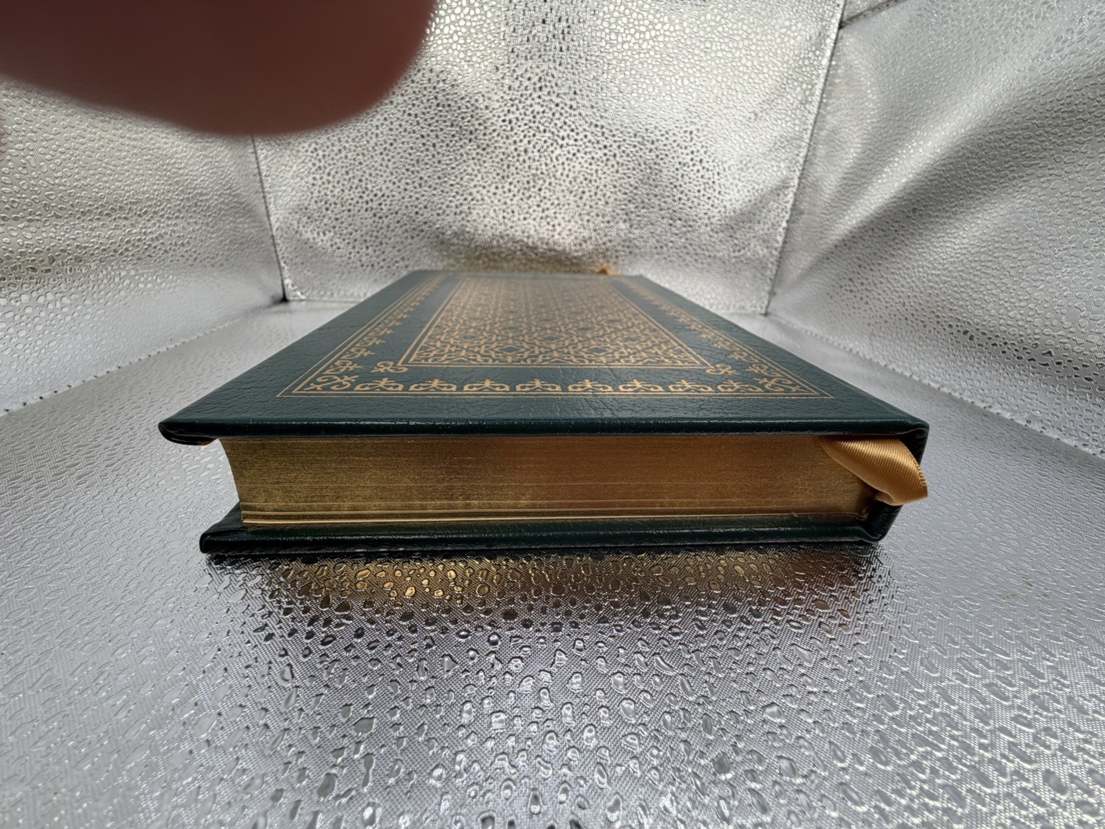 Easton Press Bagombo Snuff Box Green Leather Kurt Vonnegut Signed First Edition