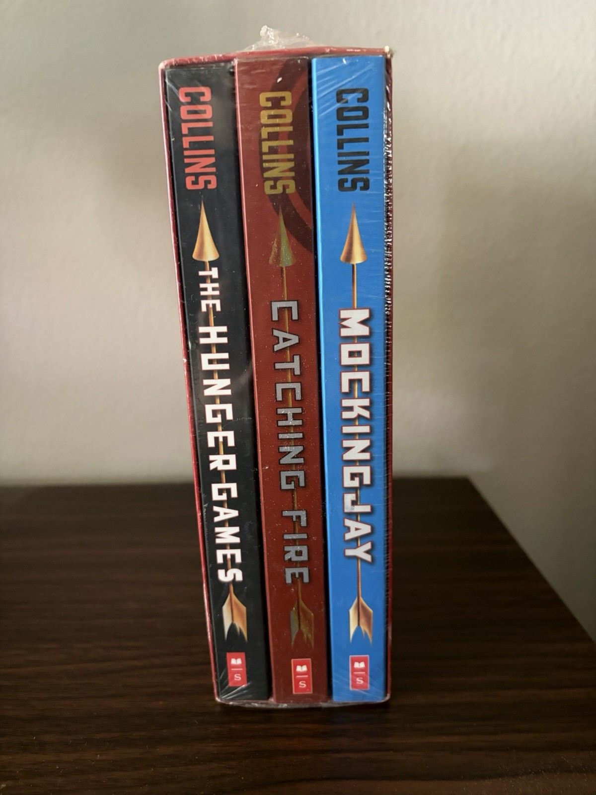 NEW The Hunger Games Trilogy Box Set Suzanne Collins (Paperback, 3-Book)