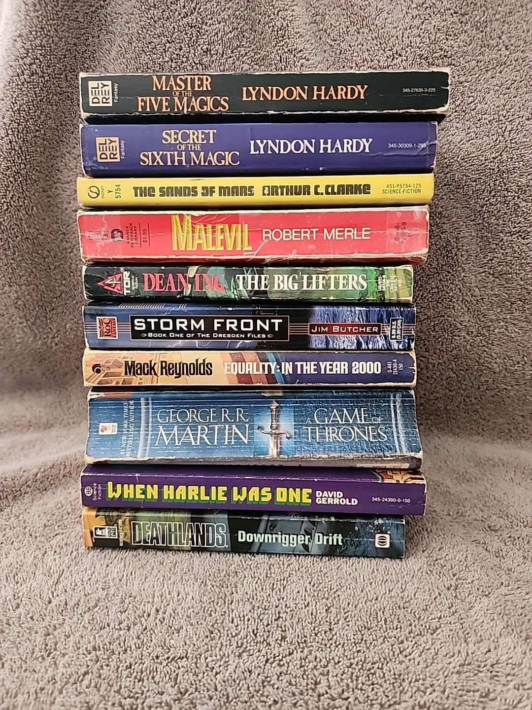Sci-Fi Assortment Of Paperback Books Lot Of 10 (Lot #15)