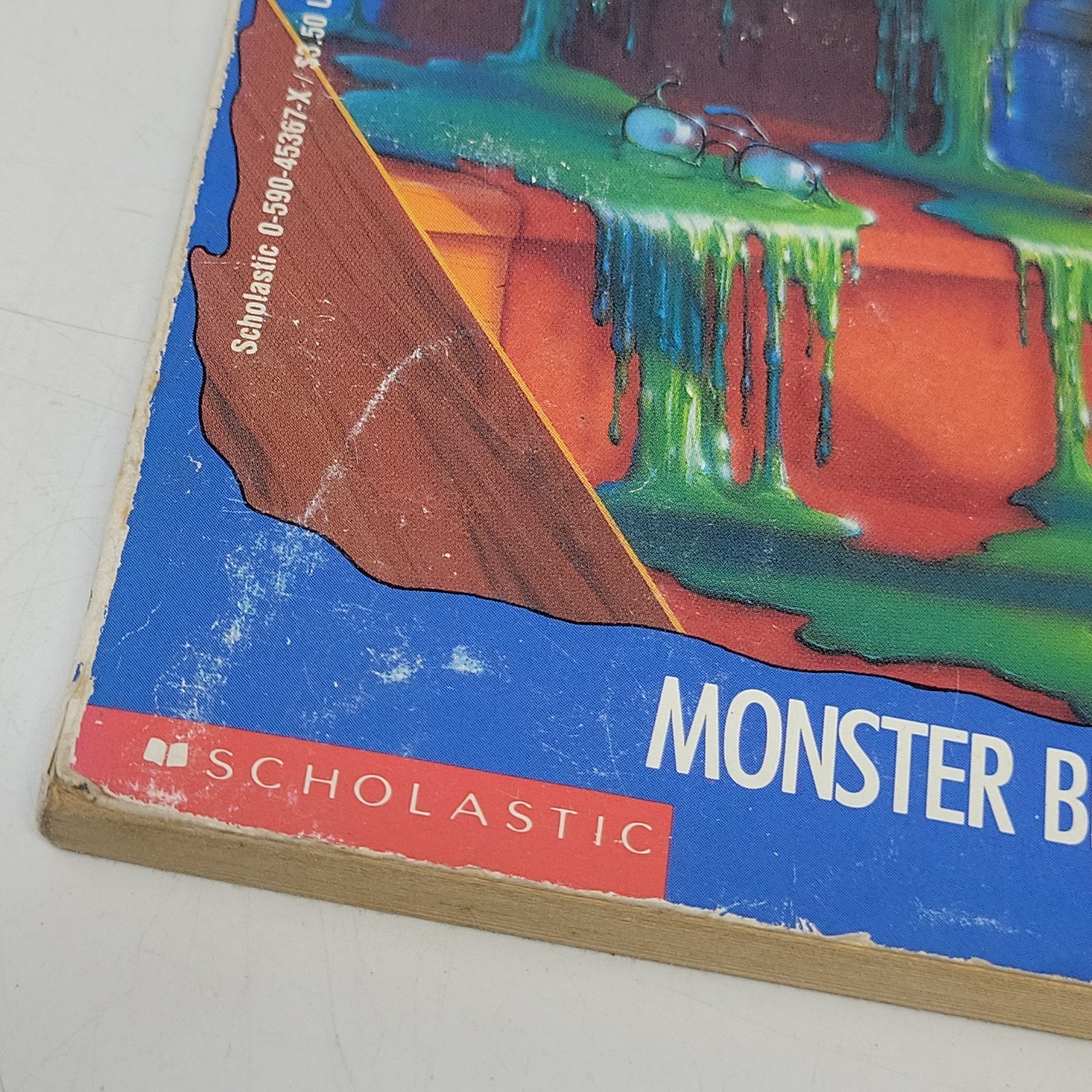 Goosebumps Books Lot Of 8 Paperback R.L. Stine Scholastic 1990s – 2000s