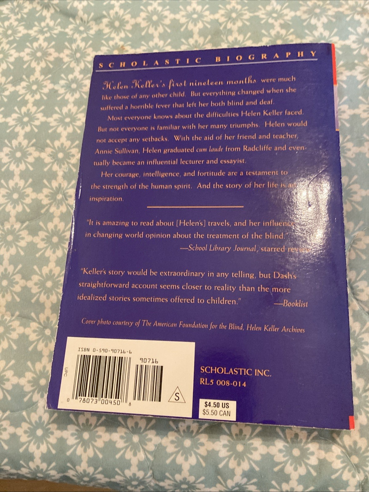 World at Her Fingertips : The Story of Helen Keller by Joan Dash (2002, Mass…