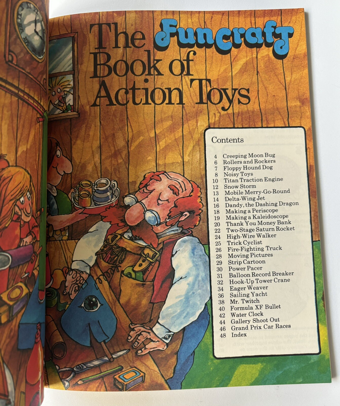 The FunCraft Book Of Action Toys – Scholastic, Inc. –  Heather Amery 1976 Crafts