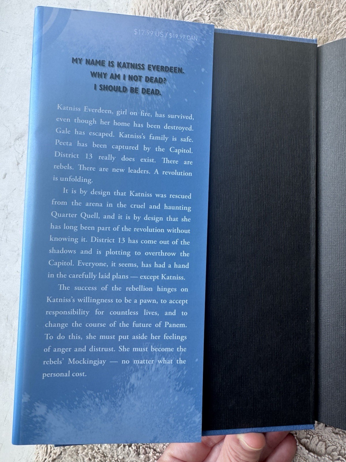 Mockingjay (Hunger Games, Book Three) by Suzanne Collins (2010, Hardcover)