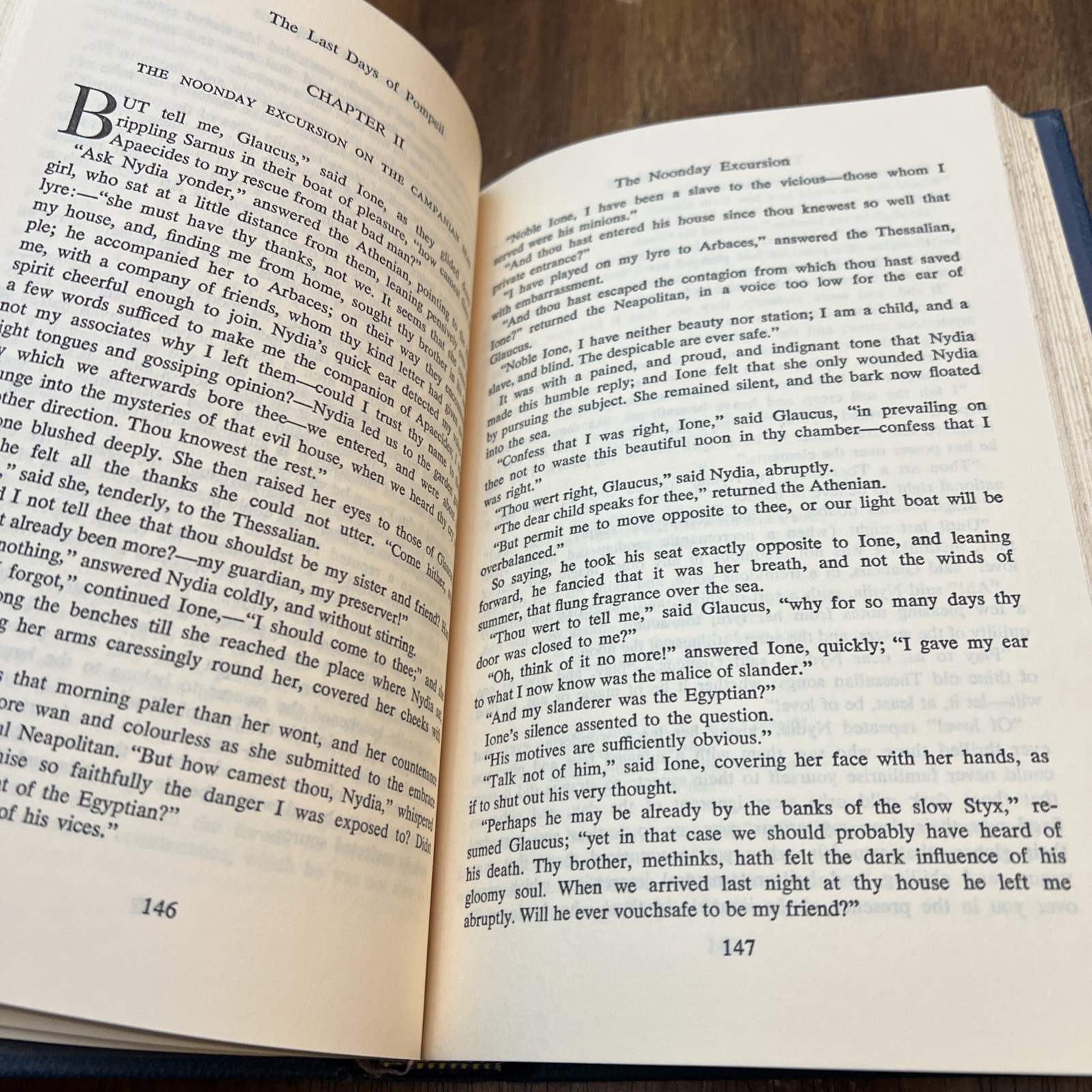 The Last Days of Pompeii Edward G.E. Bulwer-Lytton International Collectors Lib