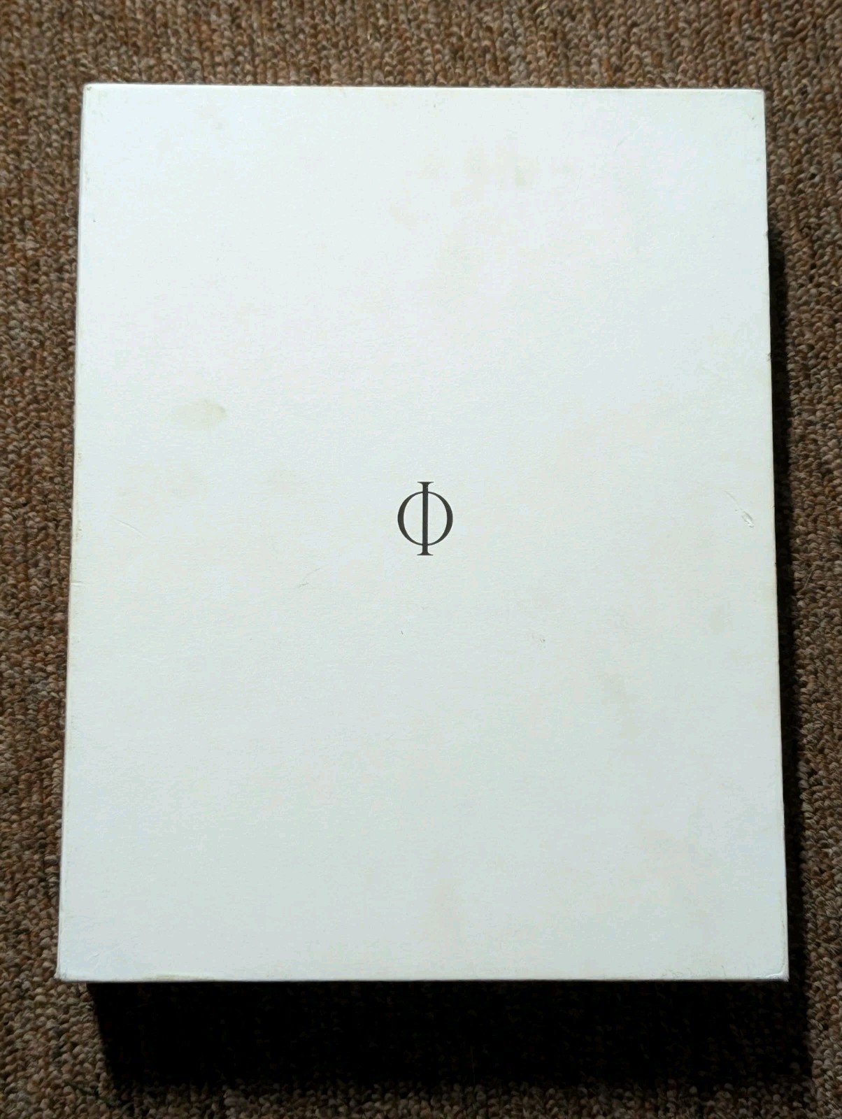 Supreme VOL 2 FW19 Book + Sticker + Poster Limited Edition Phaidon Press