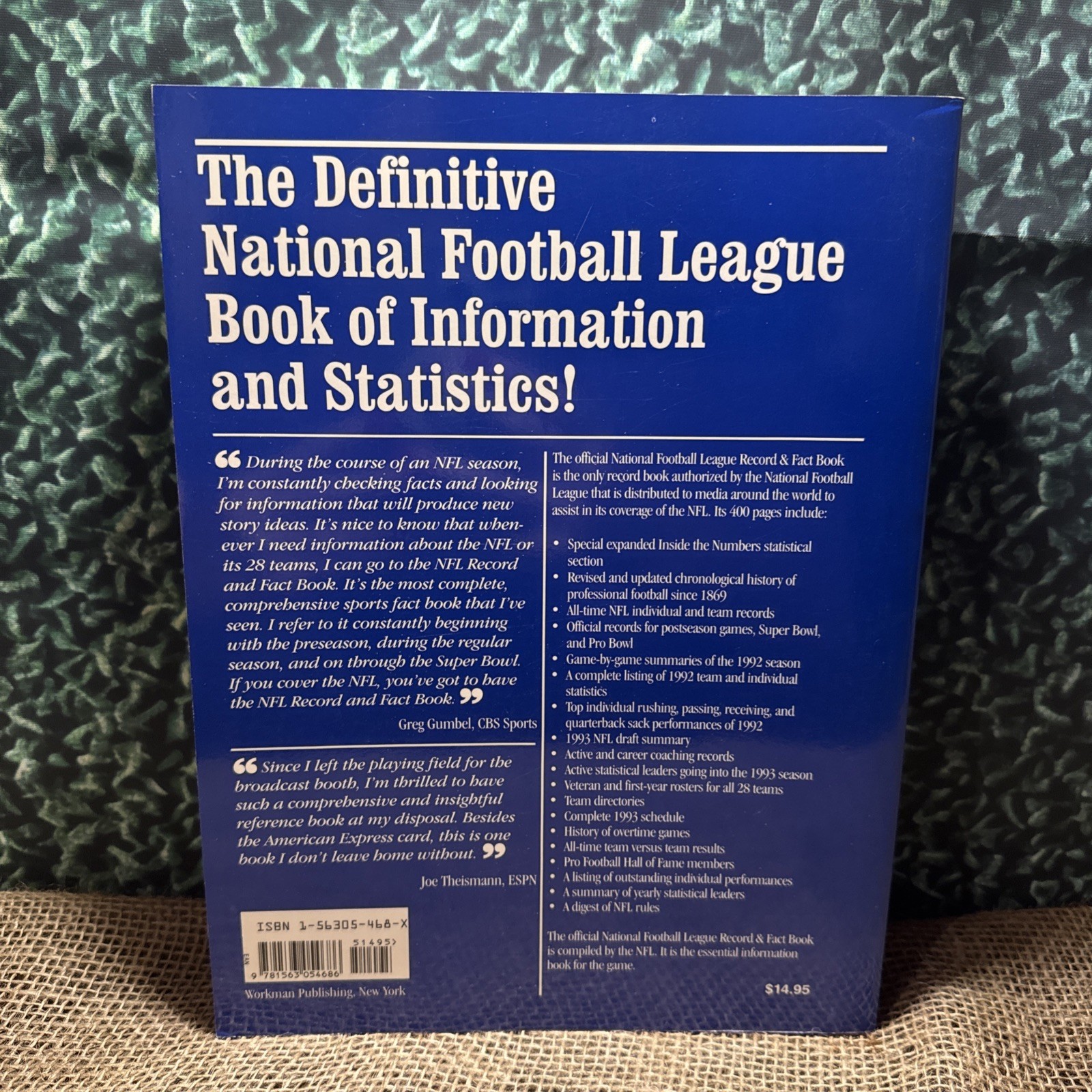 Official NFL 1993 Record and Fact Book (NFL Record Fact Book) – Great!