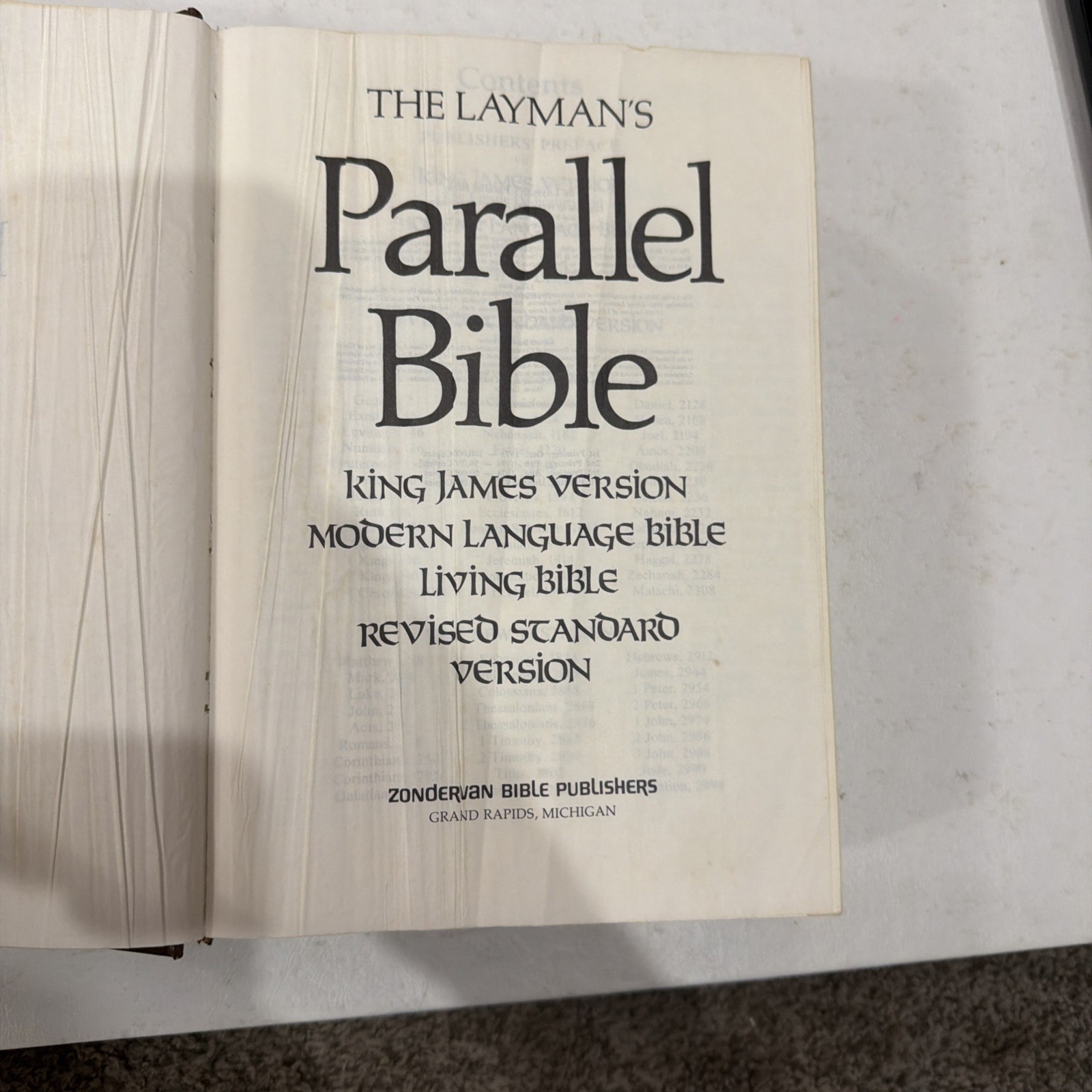 The Layman’s Parallel Bible (1975 Vintage Hardcover, Zondervan) – Clean Text