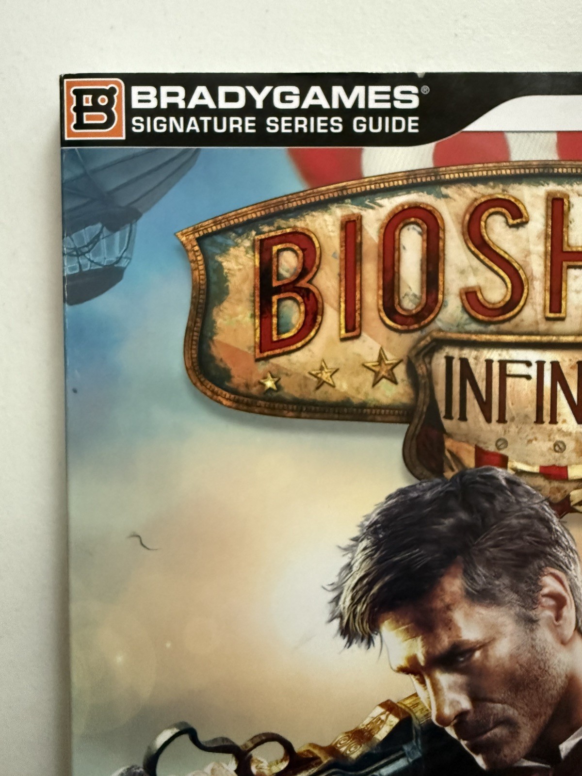 BioShock Infinite Signature Series Guide by Doug Walsh; BradyGames