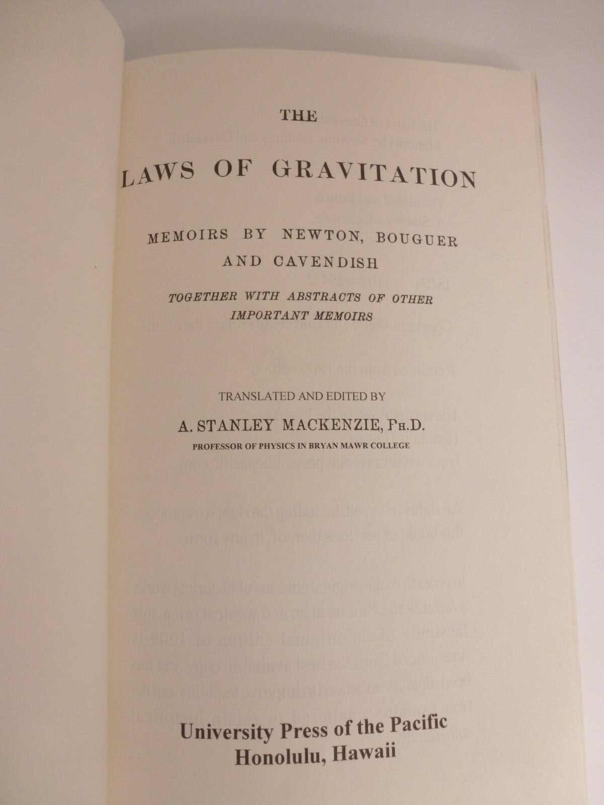 The Laws of Gravitation Memoirs by Newton Bouger & Cavendish – 2002 159 Pages