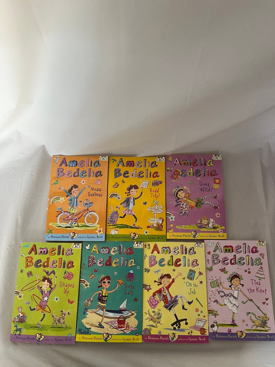 Amelia Bedelia Chapter Books Set Herman Parish Greenwillow Books Kids Fiction