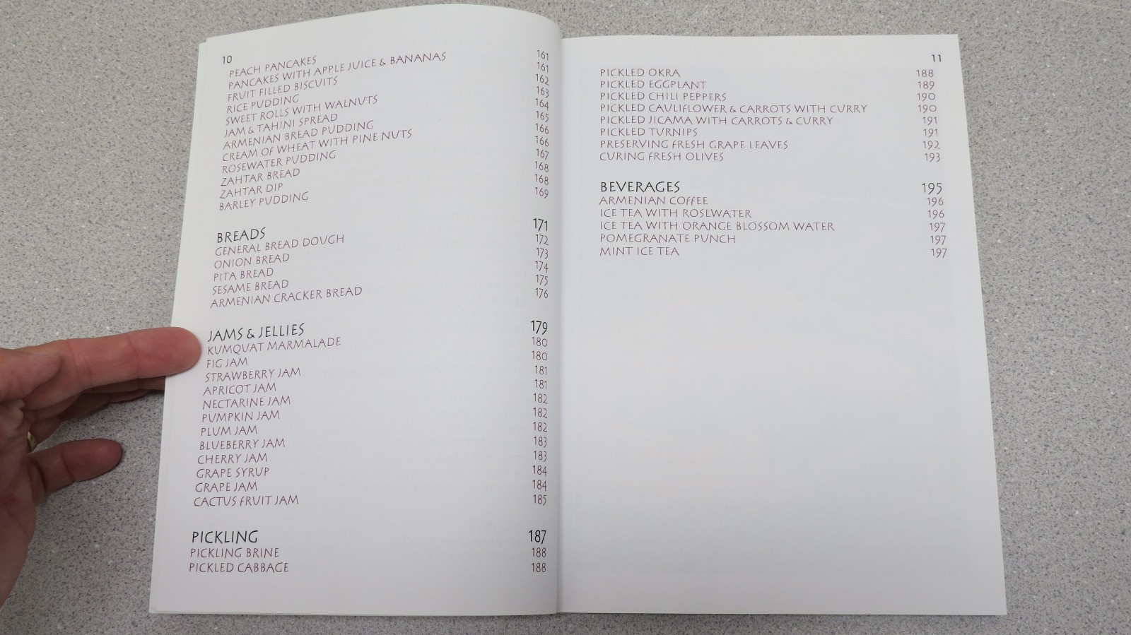 Armenian Vegan : Pure Vegan Cookbook with 200+ Recipes Using No Animal Products