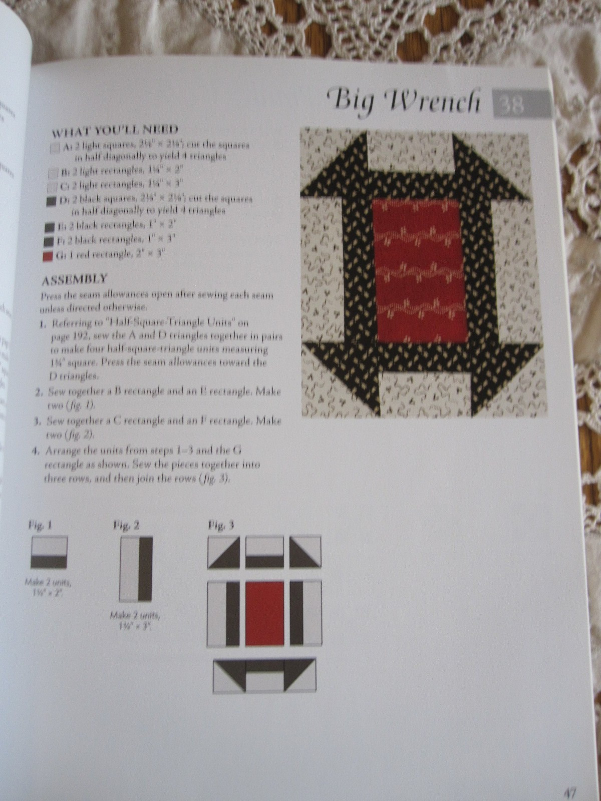THE 4″ x 5″ QUILT BLOCK ANTHLOGY 182 Blocks Reproduction Fabric Hopkins 2017 SC