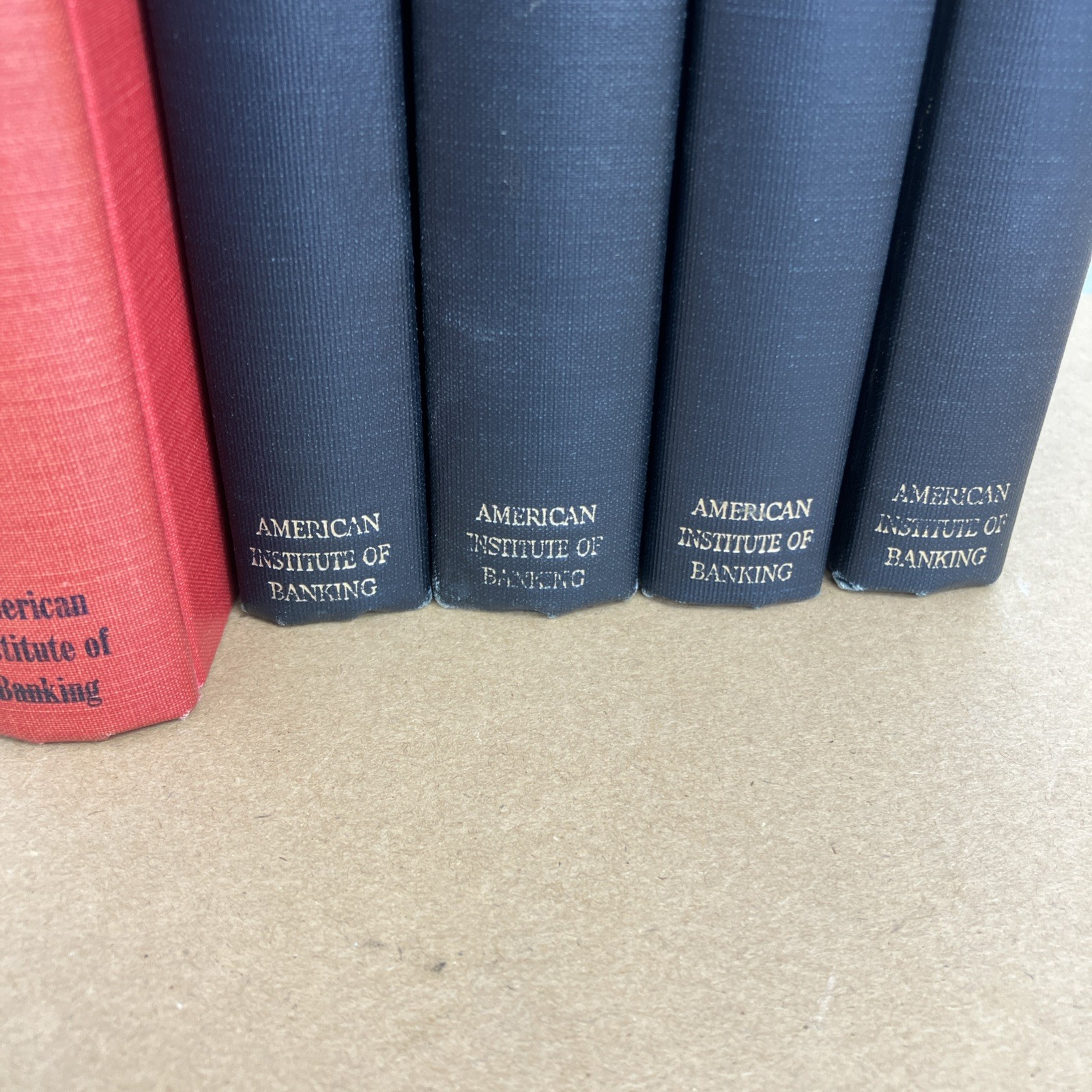 5 Lot – VTG American Institute of Banking Hardcover Book Economics Law Fundament