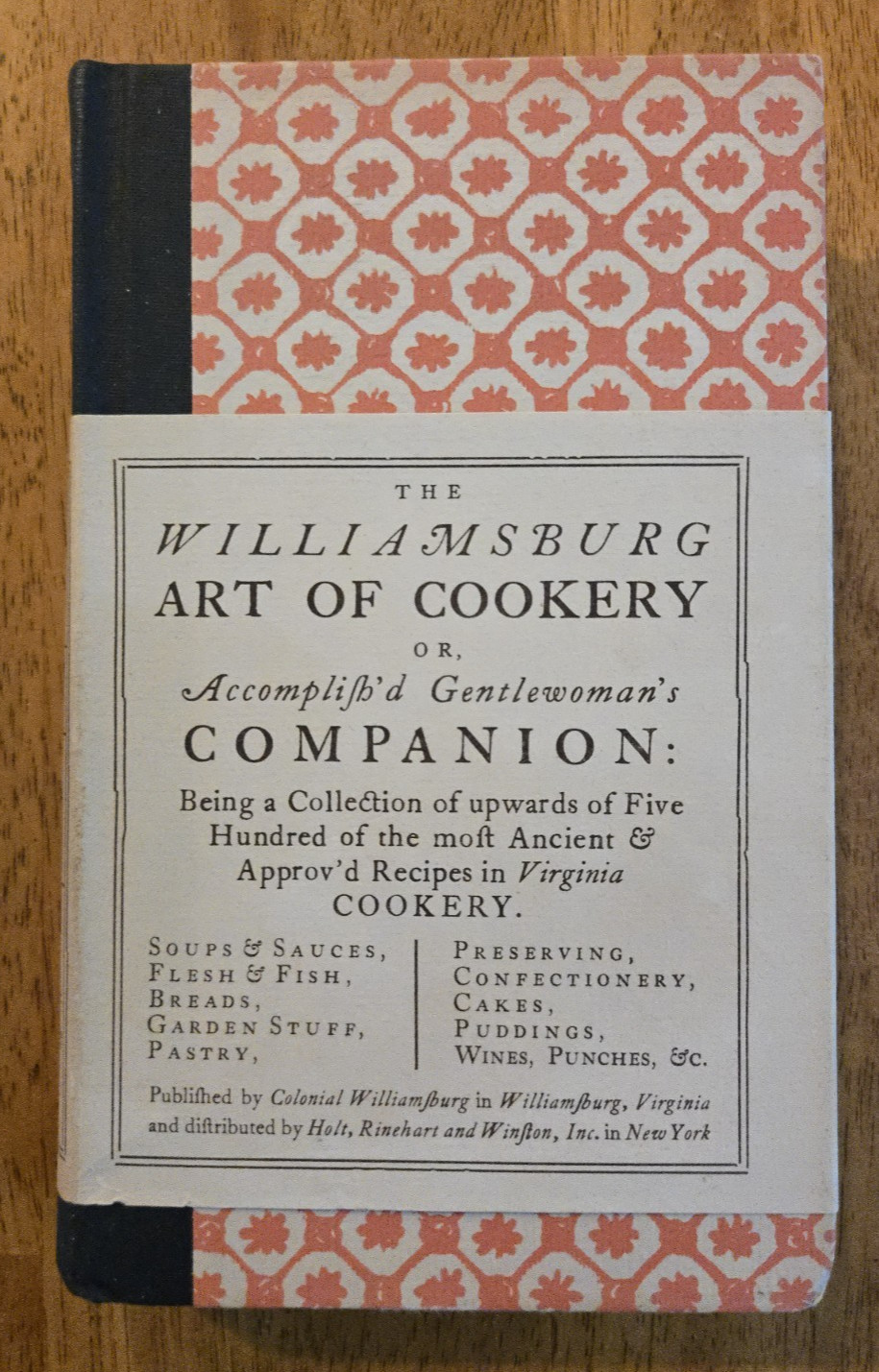 Lot of 8 American Cuisine Cookbooks / Booklets / Mags: Williamsburg, Salem, Amis