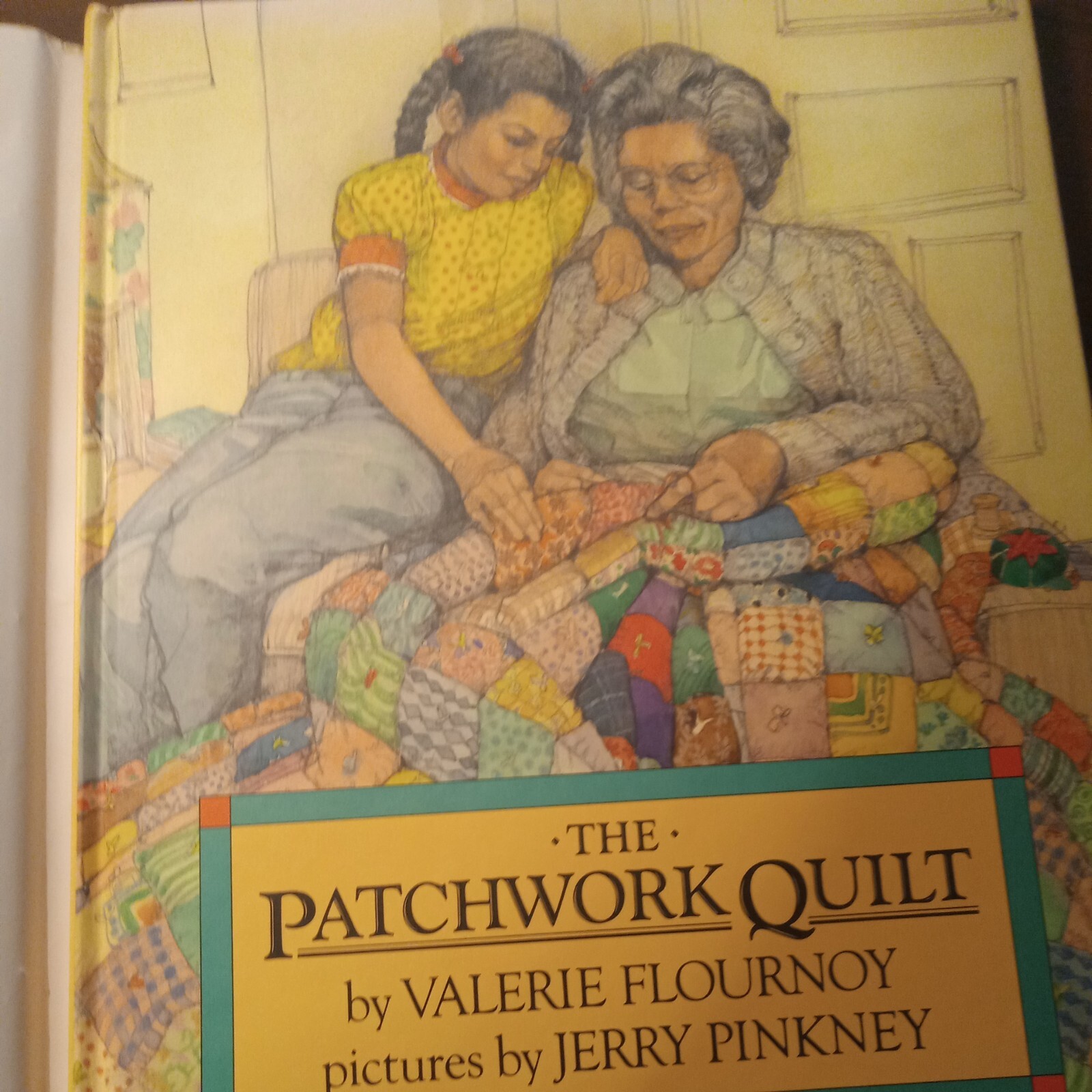 The Patchwork Quilt by Valerie Flournoy (1985, Hardcover with dj)