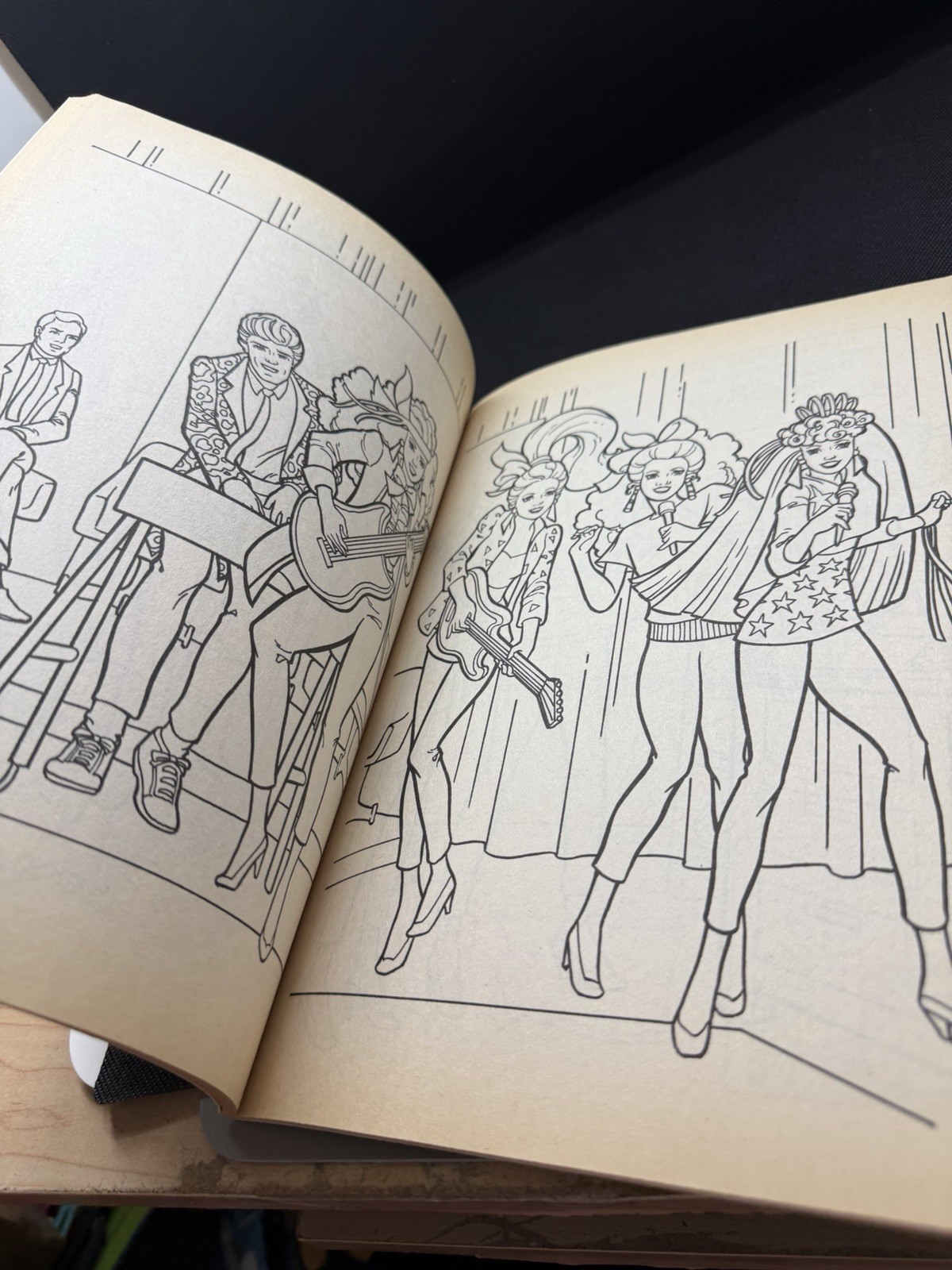 NEW 1987 BARBIE & ROCKERS COLORING BOOK NEW WAVE RETRO DIVA DANA DEREK AND DEE