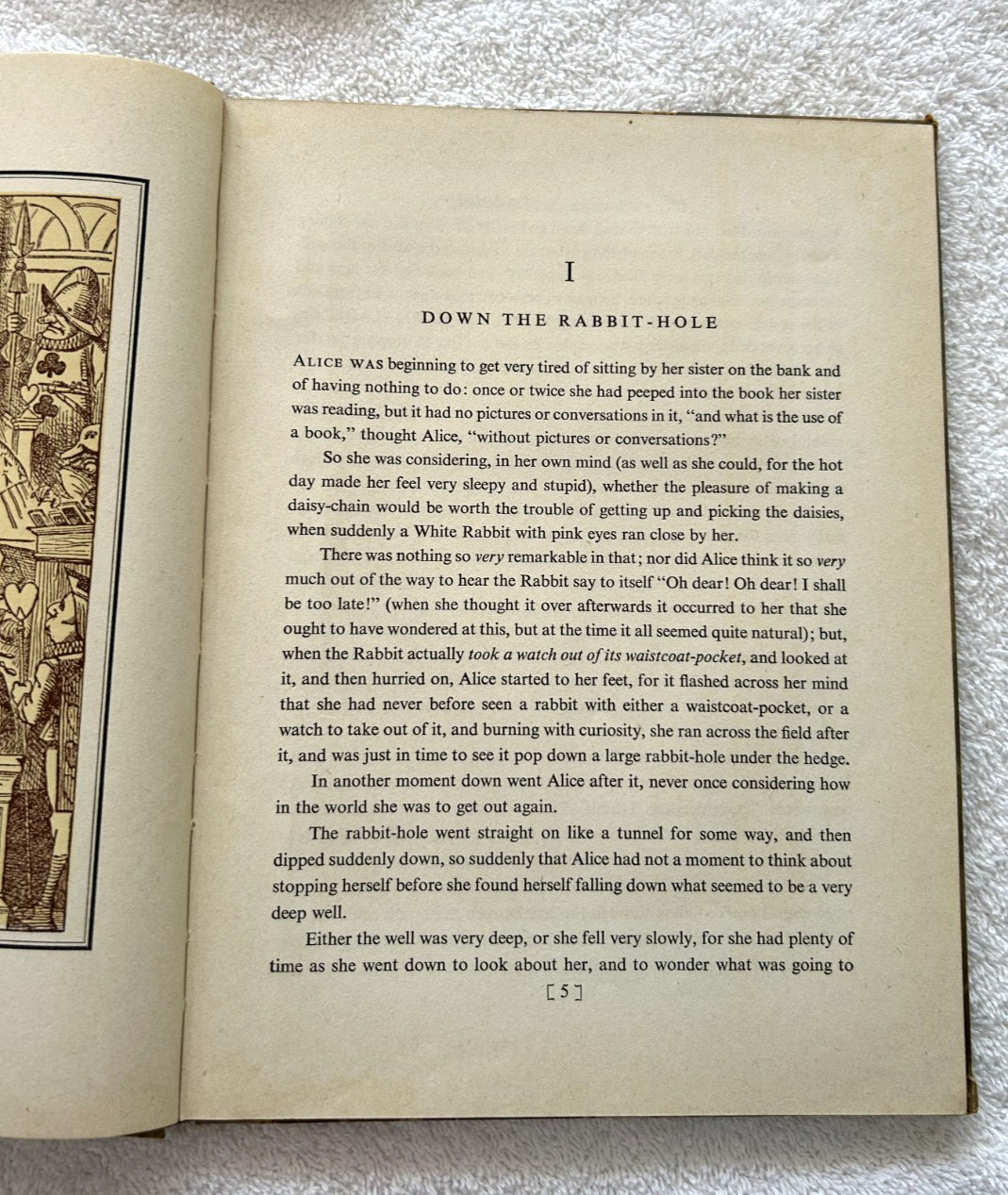 ALICE’S ADVENTURES IN WONDERLAND hcdj 1948 Lewis Carroll John Tenniel $1.25 dj