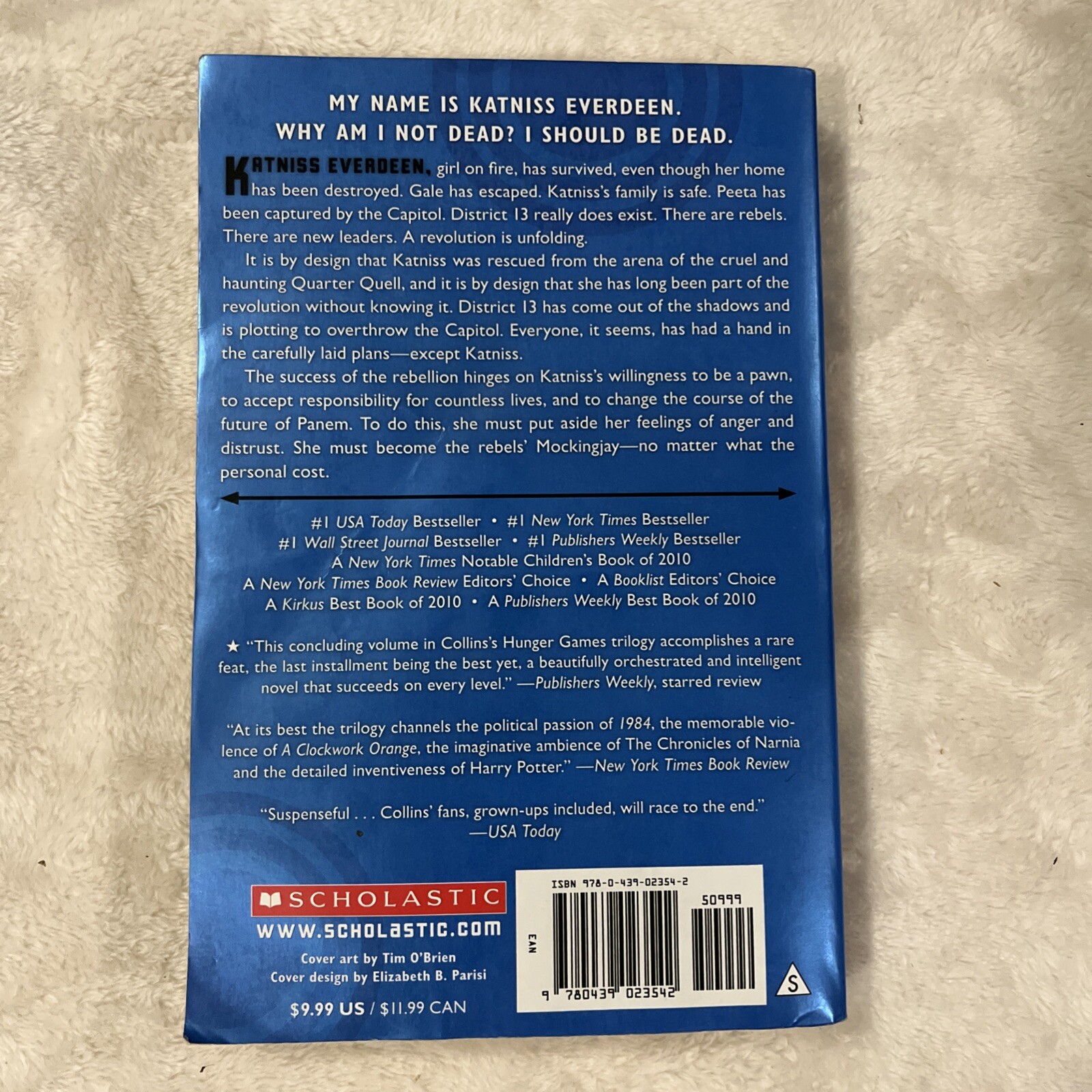 Mocking Jay by Suzanne Collins (Trade Paperback) Hunger Games Series