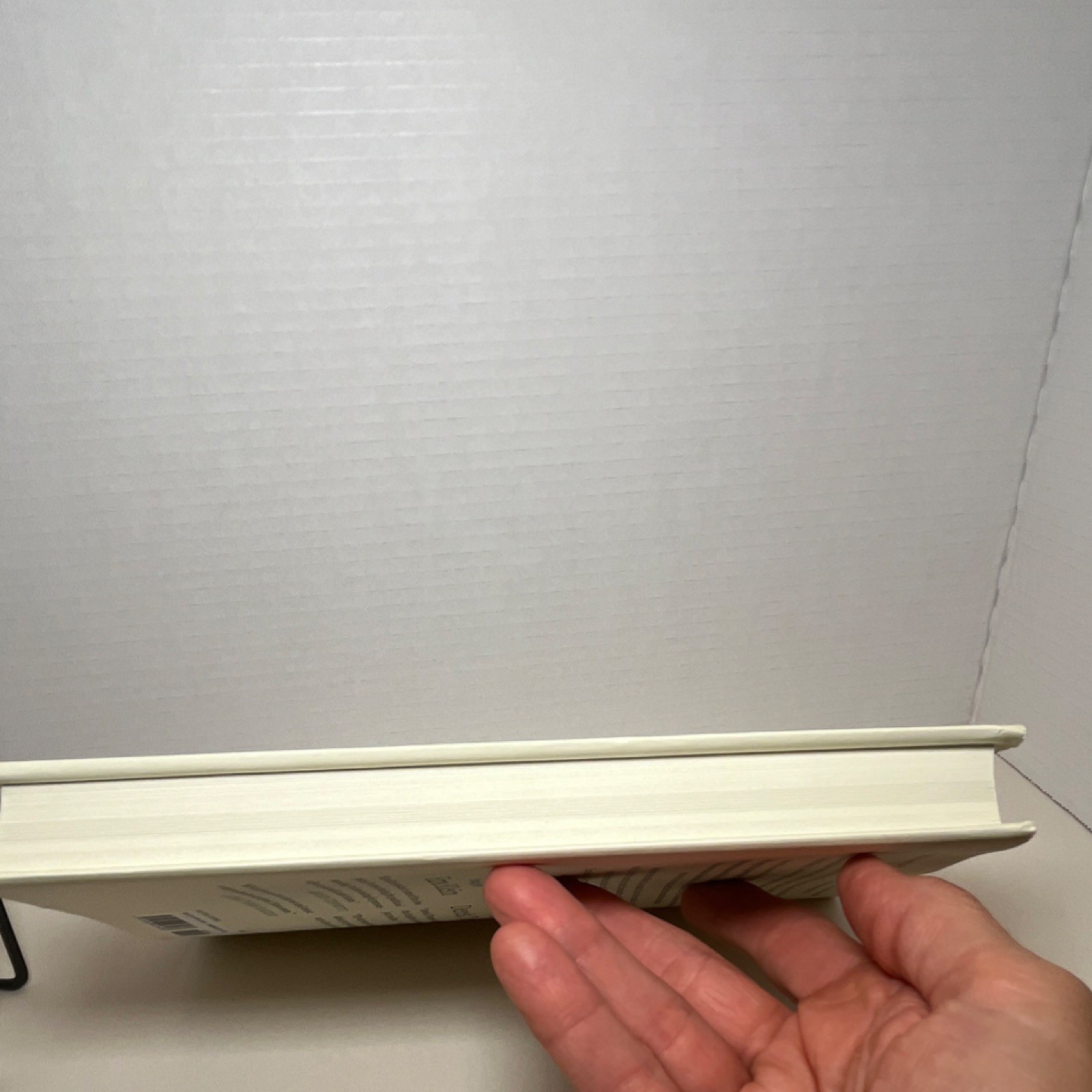 Abundance Ezra Klein Derek Thompson Hardcover Avid Reader Press 2025 Nonfiction