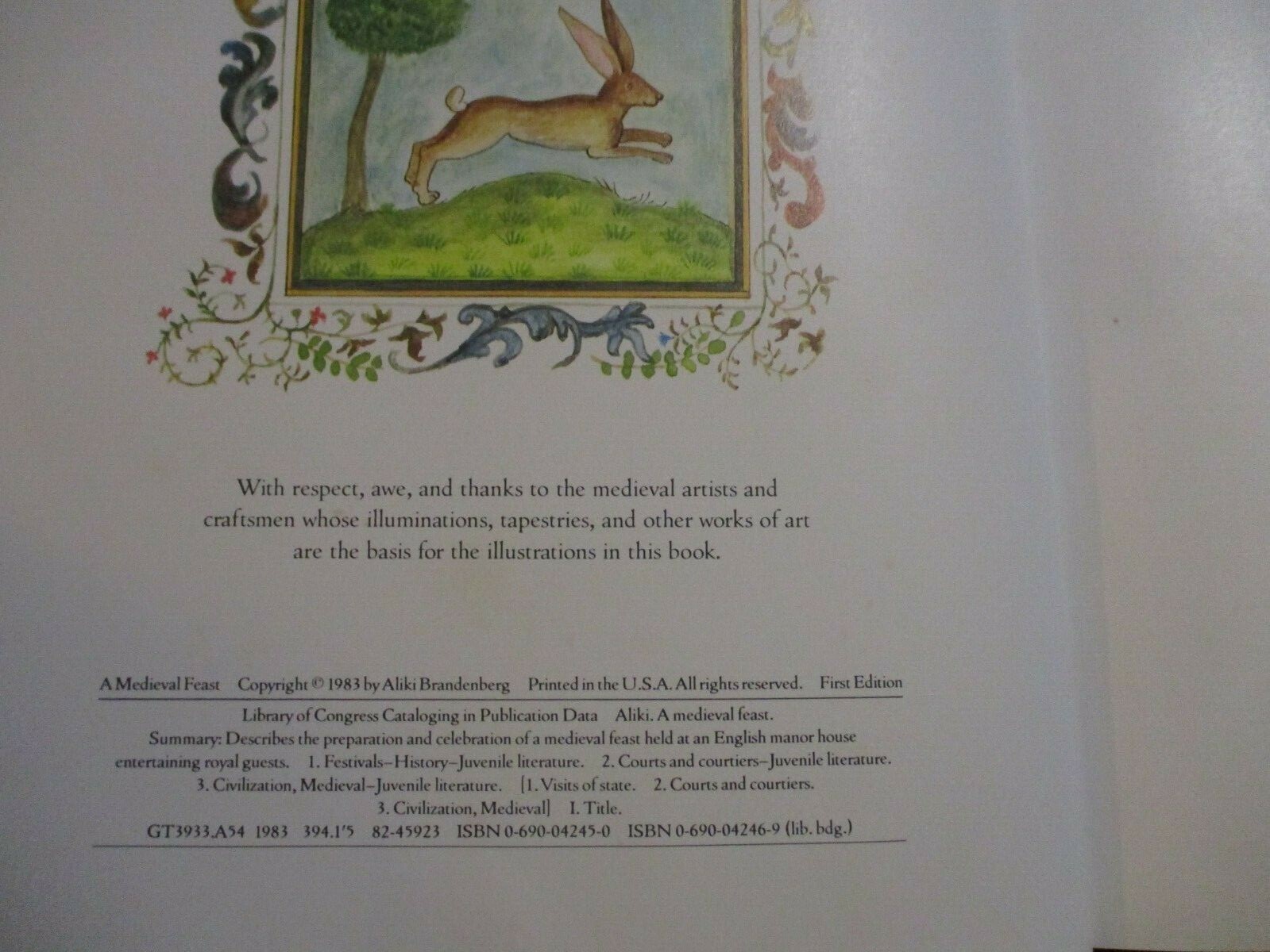 A Medieval Feast (Reading Rainbow Books) by Aliki HC DJ 1st Edition EUC