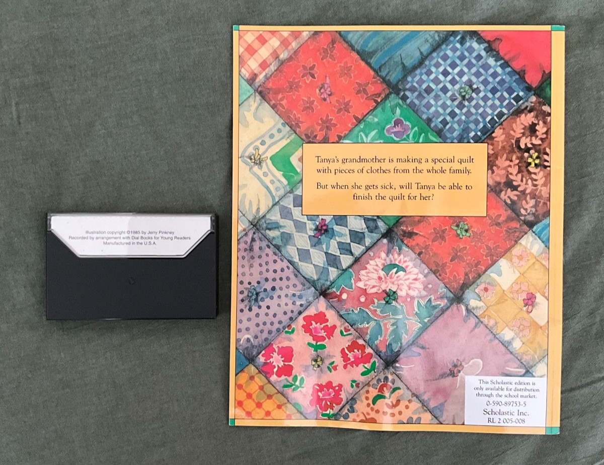 VINTAGE THE PATCHWORK QUILT BY VALERIE FLOURNOY BOOK AND CASSETTE TAPE