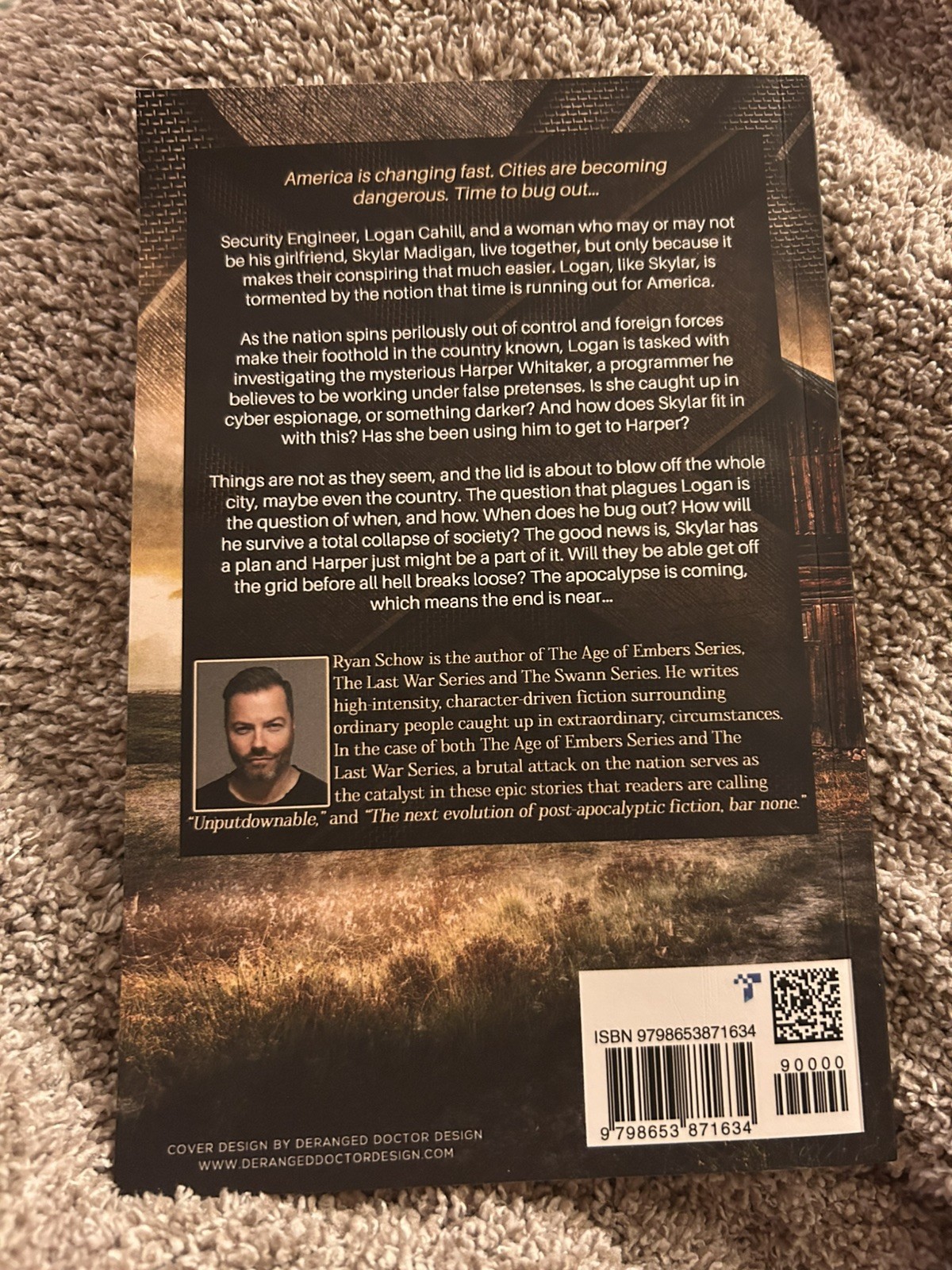 The Last Light Of Day – Book 0 in Dark Days of the After. Ryan Schow