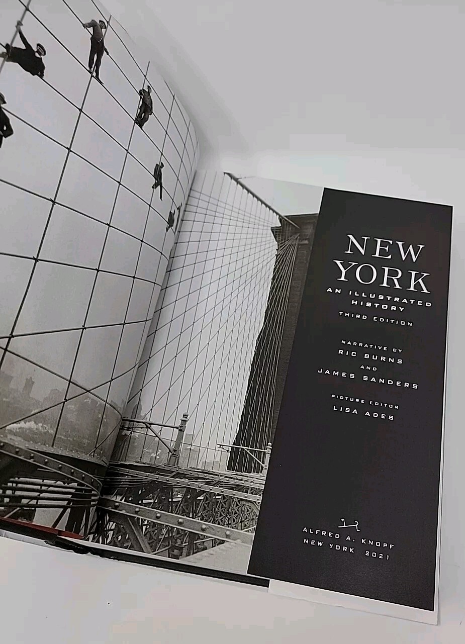 New York : An Illustrated History (Revised and Expanded) by James Sanders