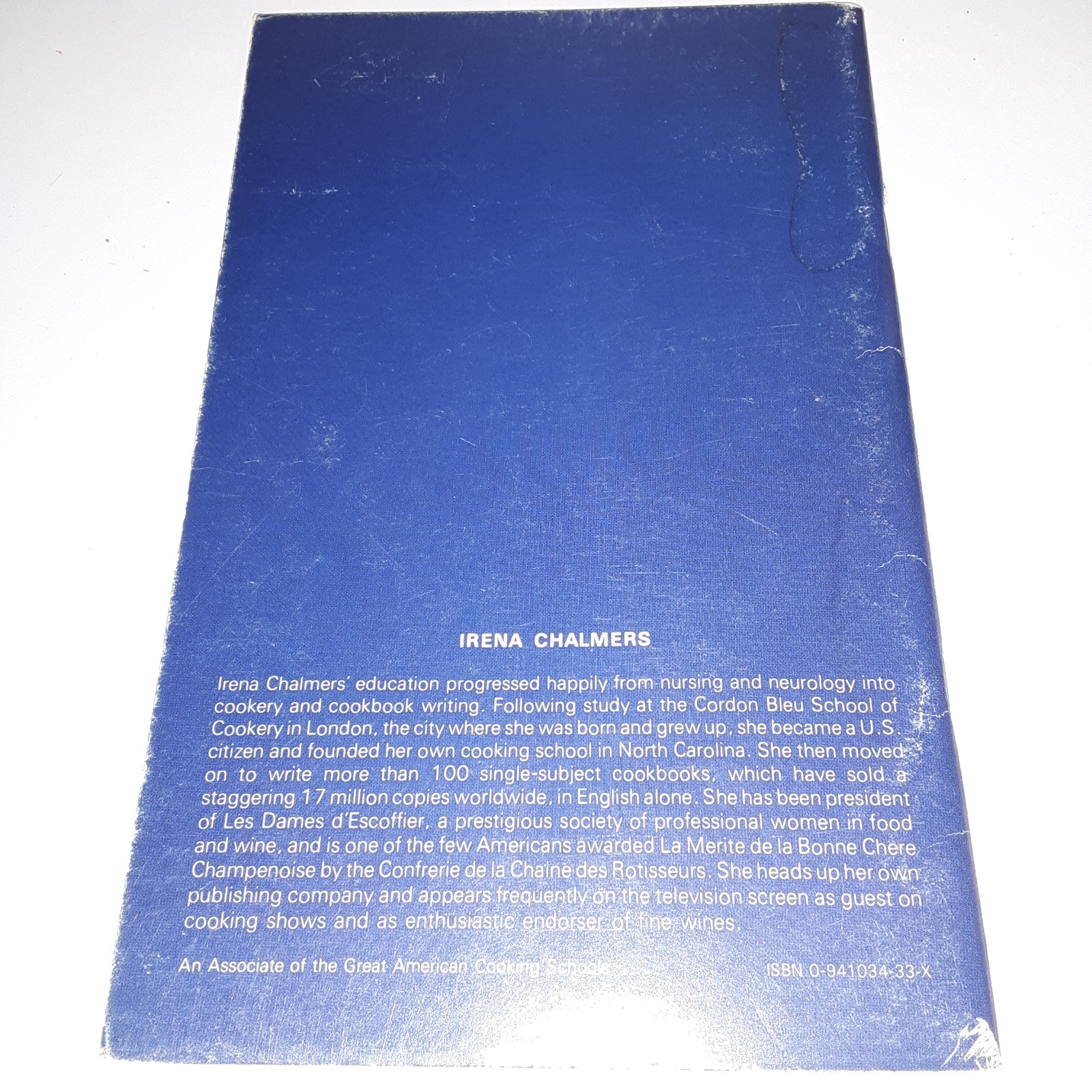 Vintage Napkin Folds Irena Chalmers 1982 paperback book