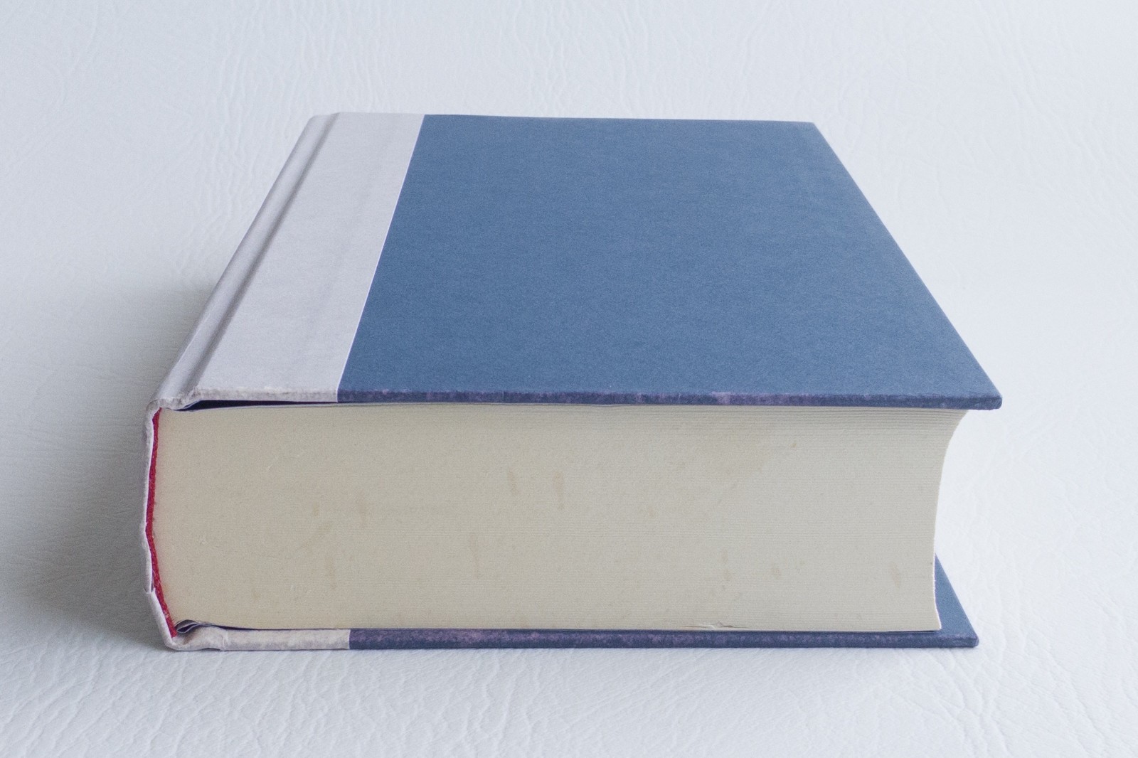 War Storm by Victoria Aveyard Signed First Edition Red Queen Series Hardcover
