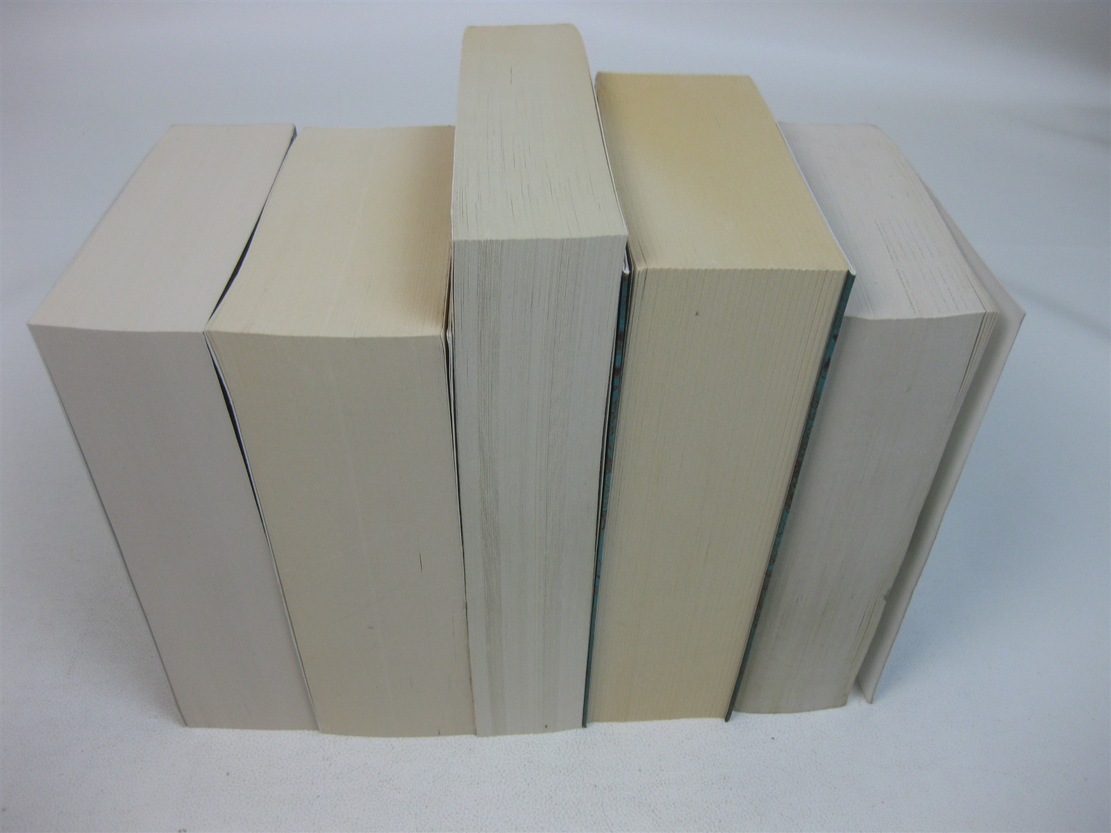Ken Follett Lot All 5 Kingsbridge Novels Pillars of Earth to Armor of Light