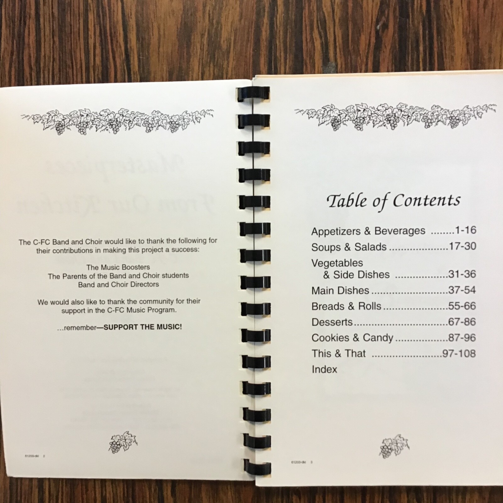 Fountain City Wisconsin School Band Choir 2004 Vgt Cookbook. SEE index photos
