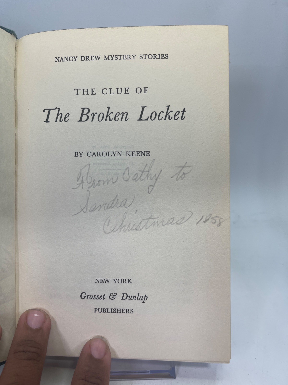 The Clue of the Broken Locket [Hardcover] Carolyn Keene 1934