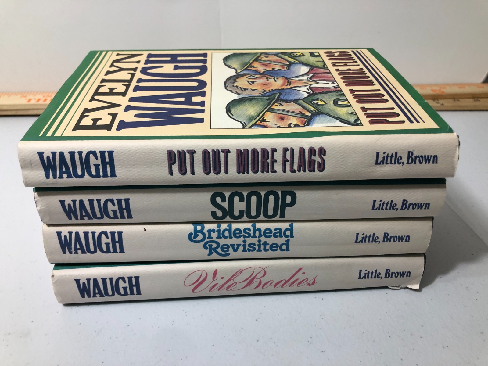 Lot 4 Evelyn Waugh Books VTG 1979 HC/DJ Scoop Brideshead Vile Bodies More Flags