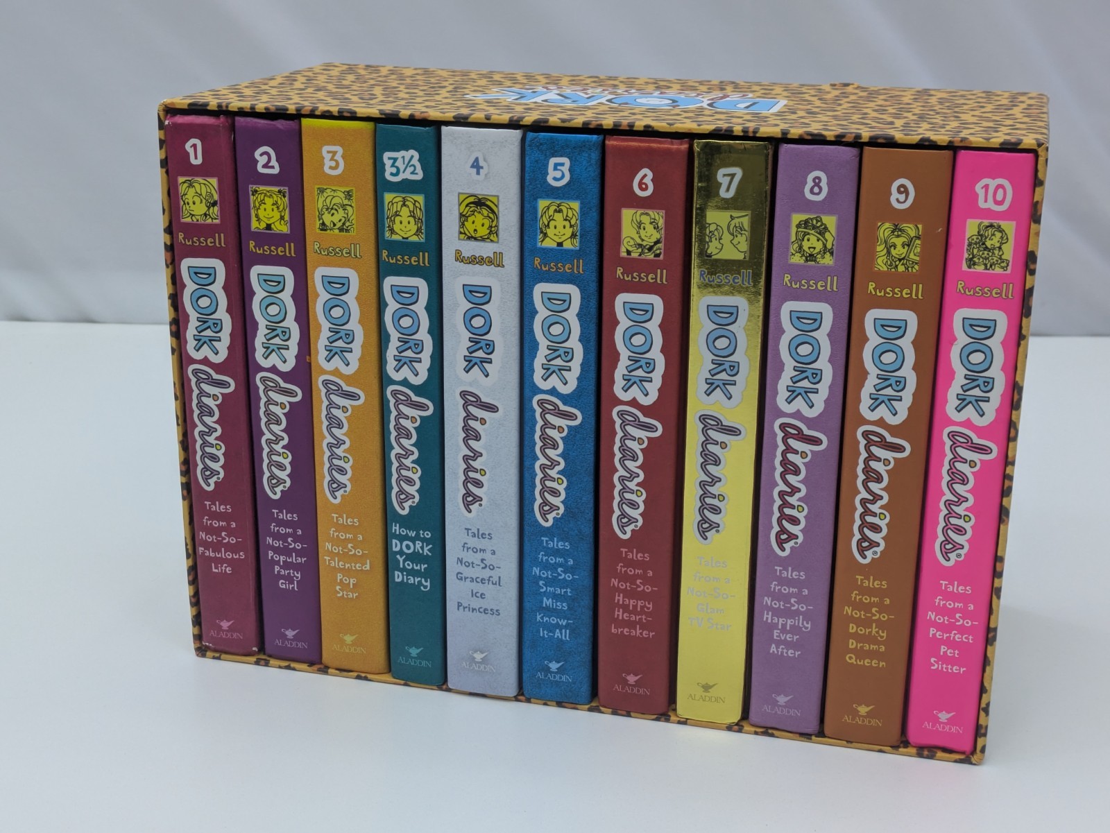 Dork Diaries Squee-Tastic Collection Books 1-10 + 3 1/2 Rachel Renee Russell 11