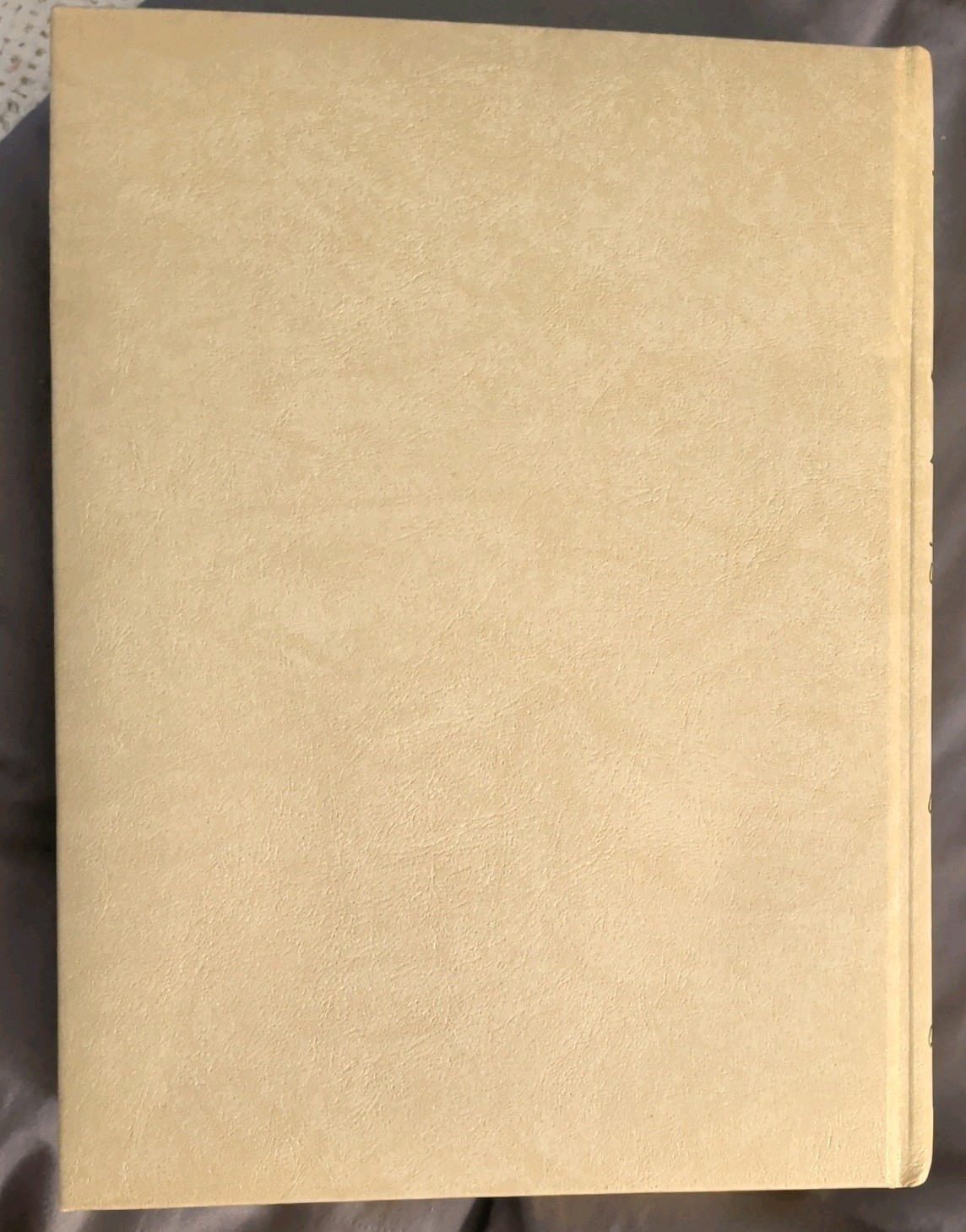 1988 HOLY BIBLE HEIRLOOM FAMILY BIBLE KING JAMES VERSION, RED LETTER EDITION