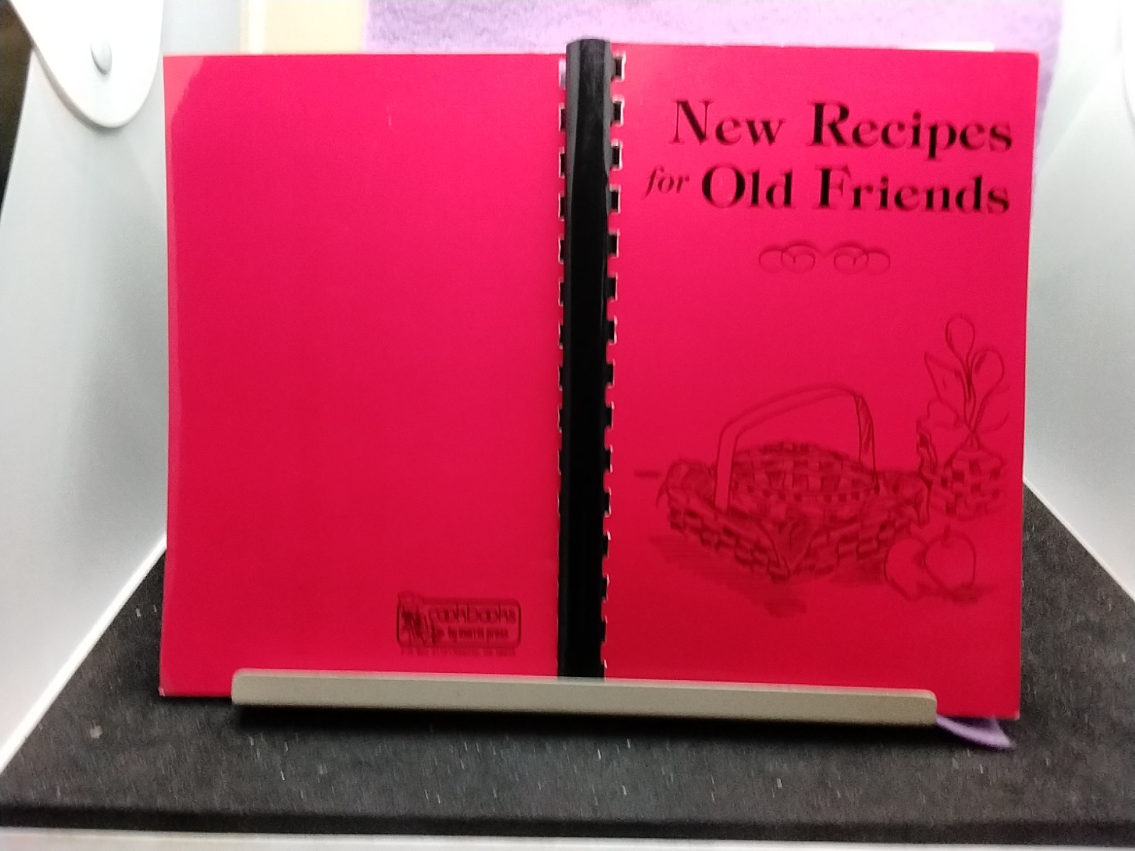 VTG 1998 New Recipes for Old Friends Spiral-Bound Cookbook By Morris Press