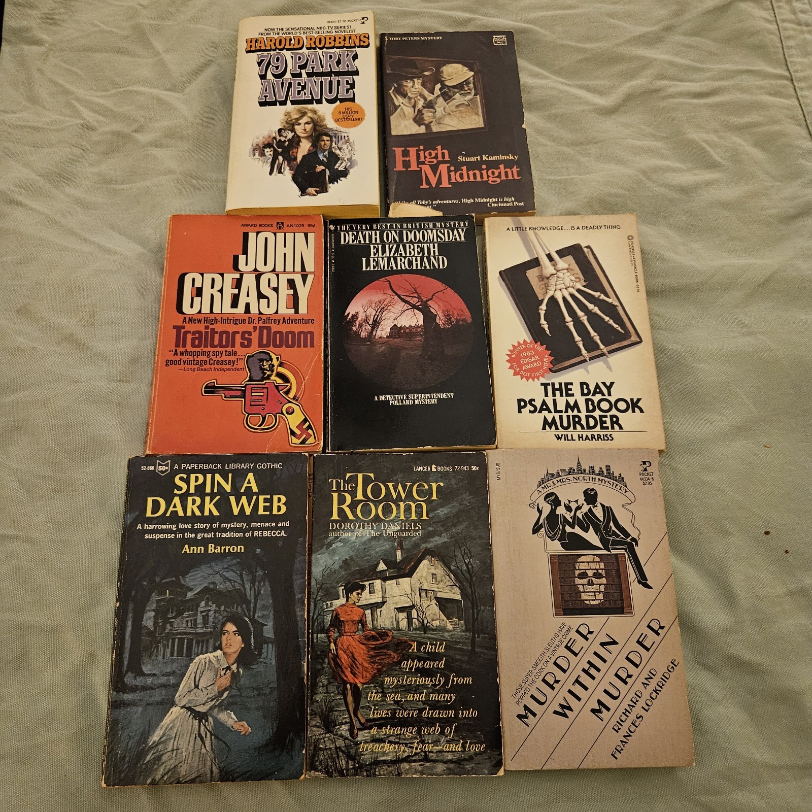 VTG-Paperback Lot of 8 Robbins,Harris, Lemarchand,Lockridge, Creasy, etc…