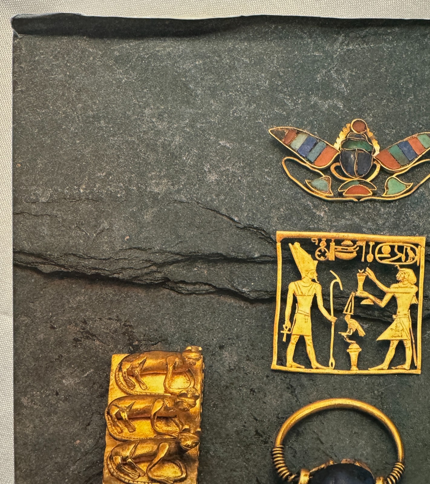Ancient Egyptian Jewellery by Carol Andrews