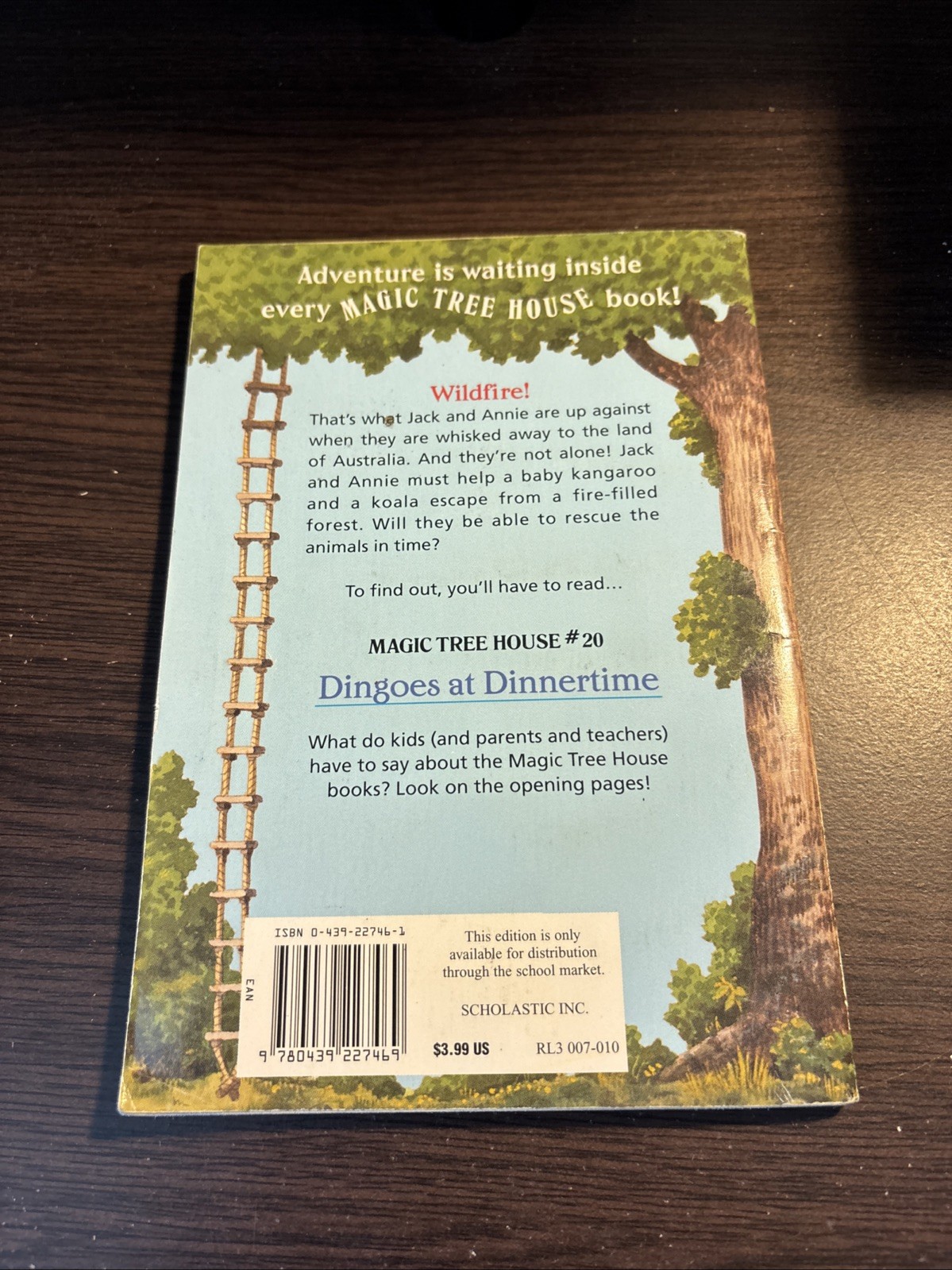 Magic Tree House #20: Dingoes At Dinnertime By Mary Pope Osborne (2000) Book