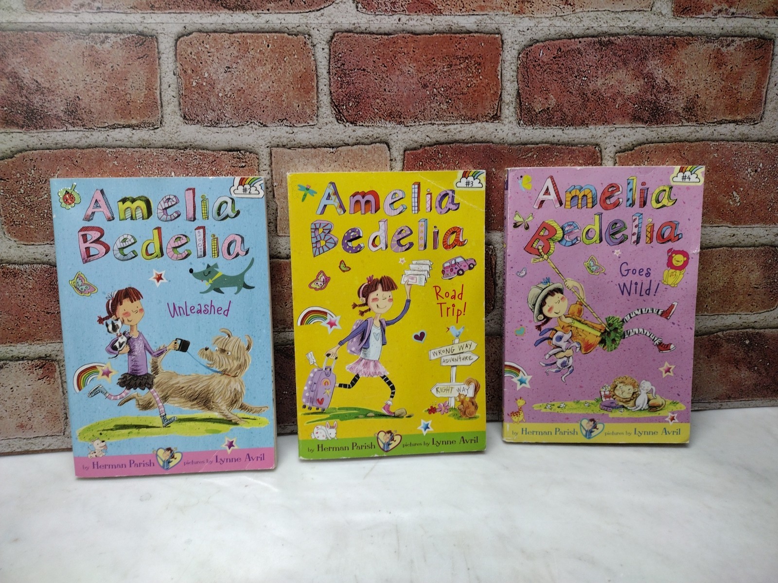 Lot of 3 – Amelia Bedelia Paperbacks By Herman Parish – #’s 2,3,4 – Unleashed +