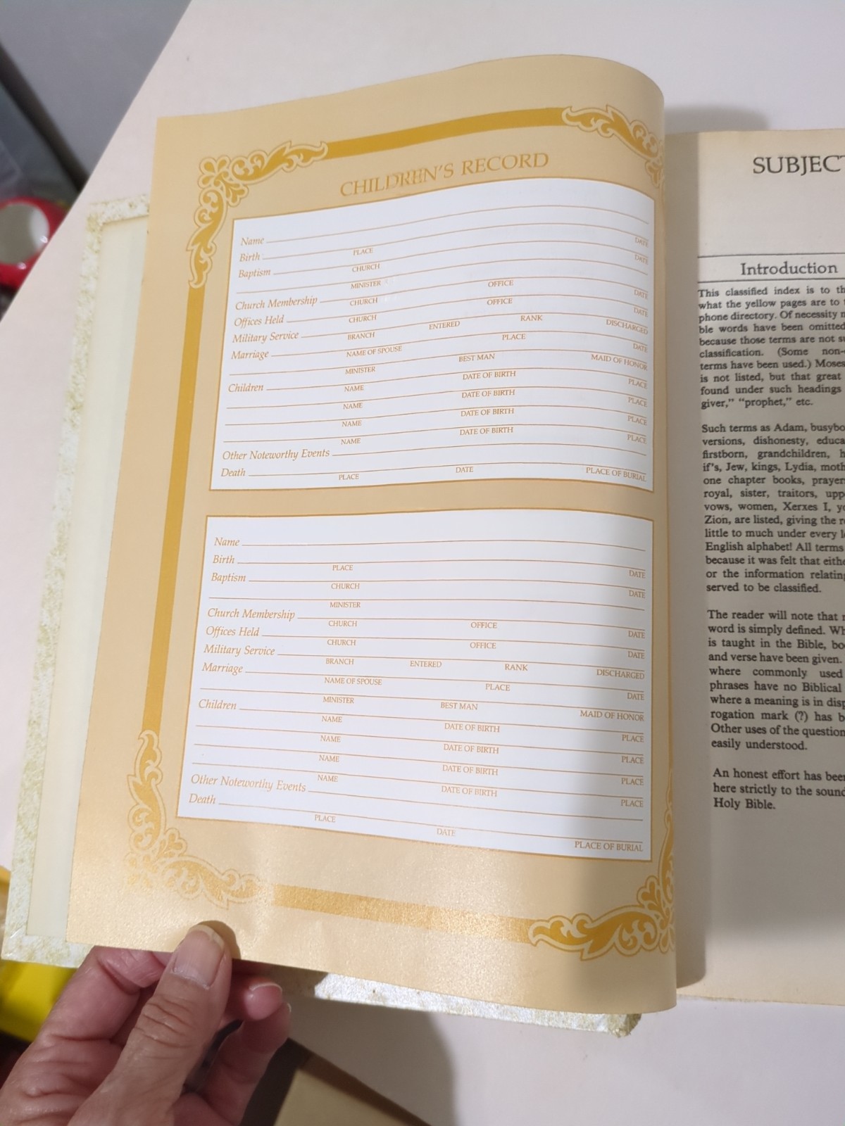 Vintage Holy Bible King James Version “Our Family Bible” 1971 White & Gold 11.5”