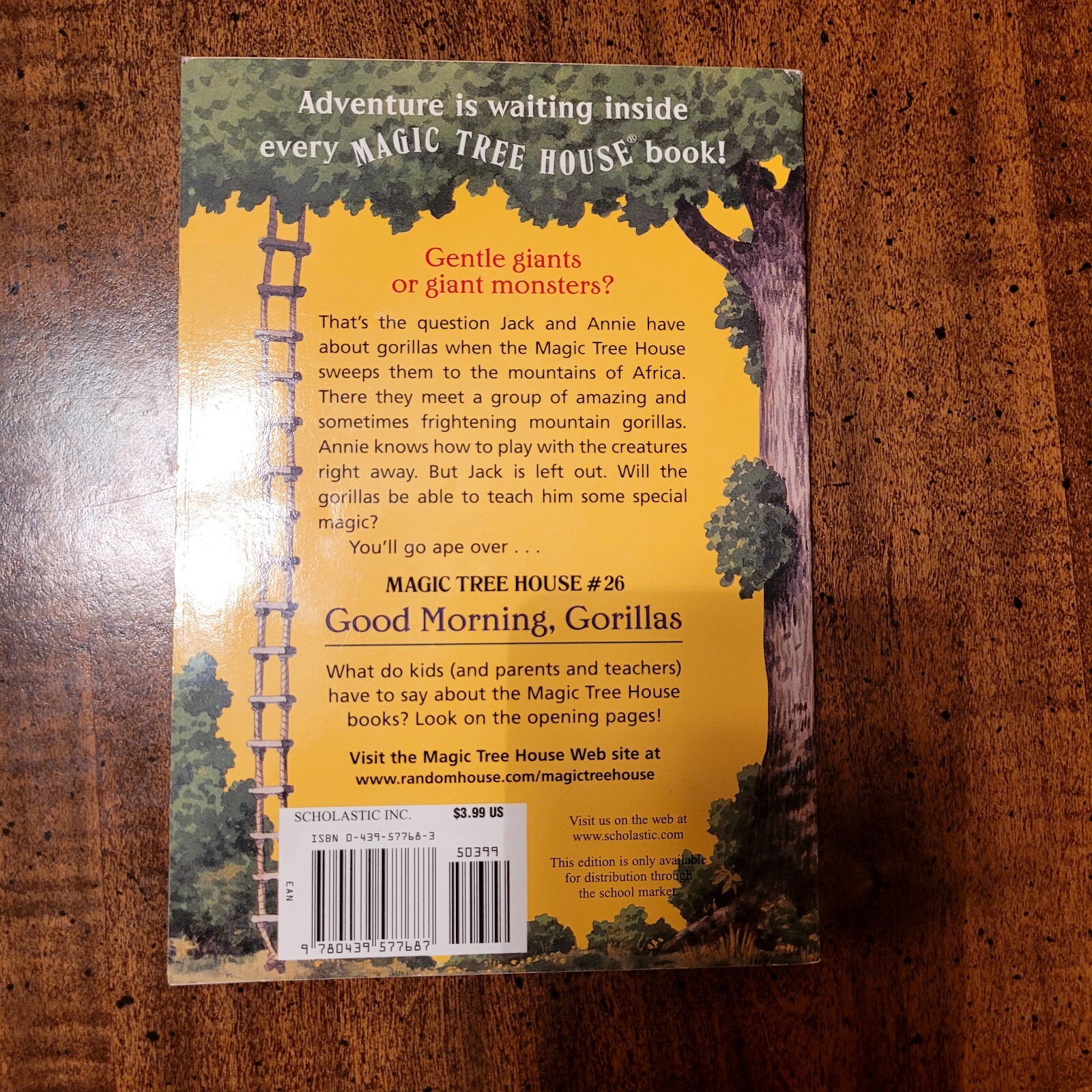 Good Morning, Gorillas / Scholastic / Mary Pope Osborne / VERY GOOD