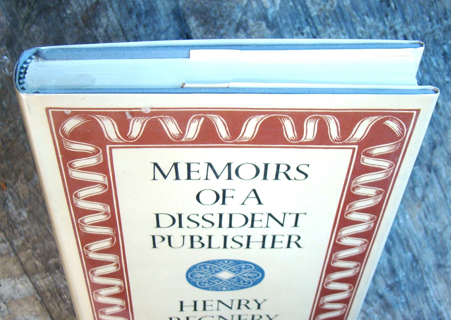 Memoirs Of A Dissident Publisher ~1979 HC~ Regnery Controvercial Conservative