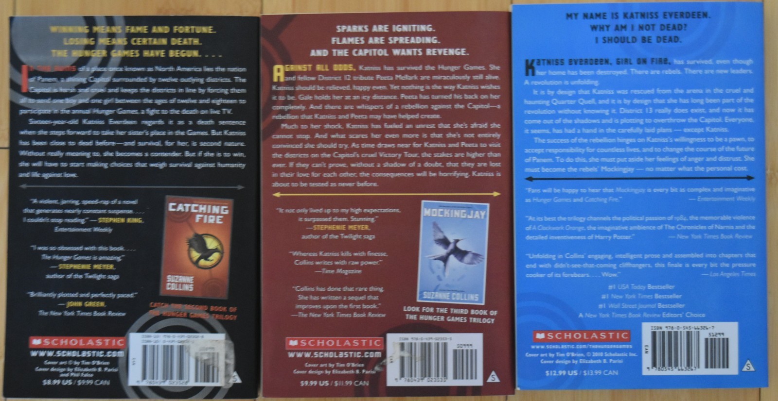 The Hunger Games Book 1-3 by Suzanne Collins, TPB/VGC