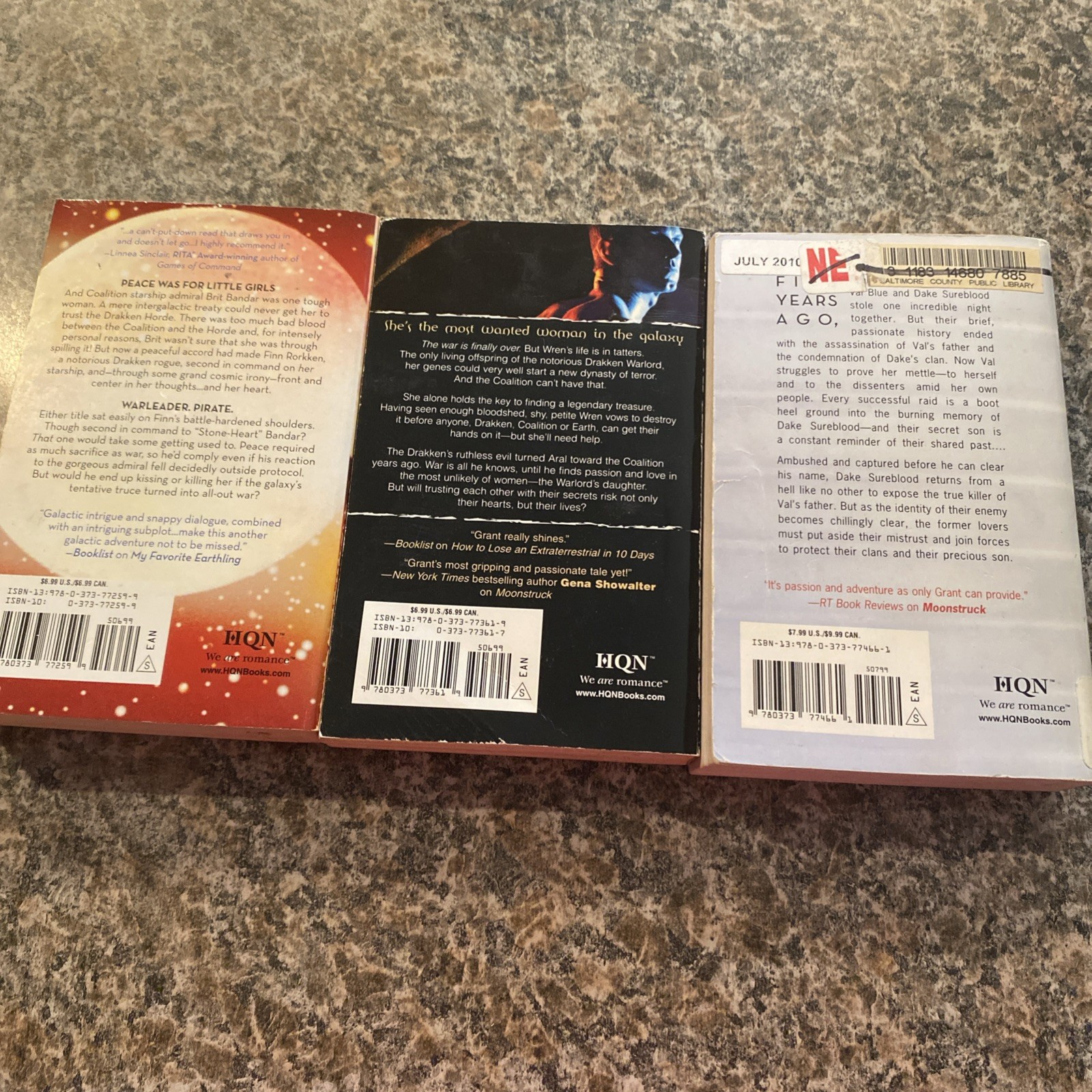 Susan Grant “Borderlands ” 3 book series