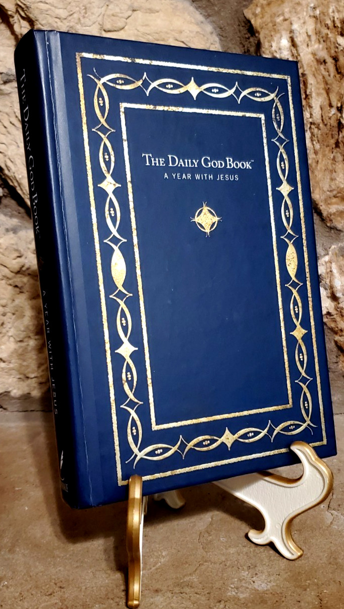 The Daily God Book: A Year with Jesus Neil Wilson Tyndale Pub. a walk w/Jesus