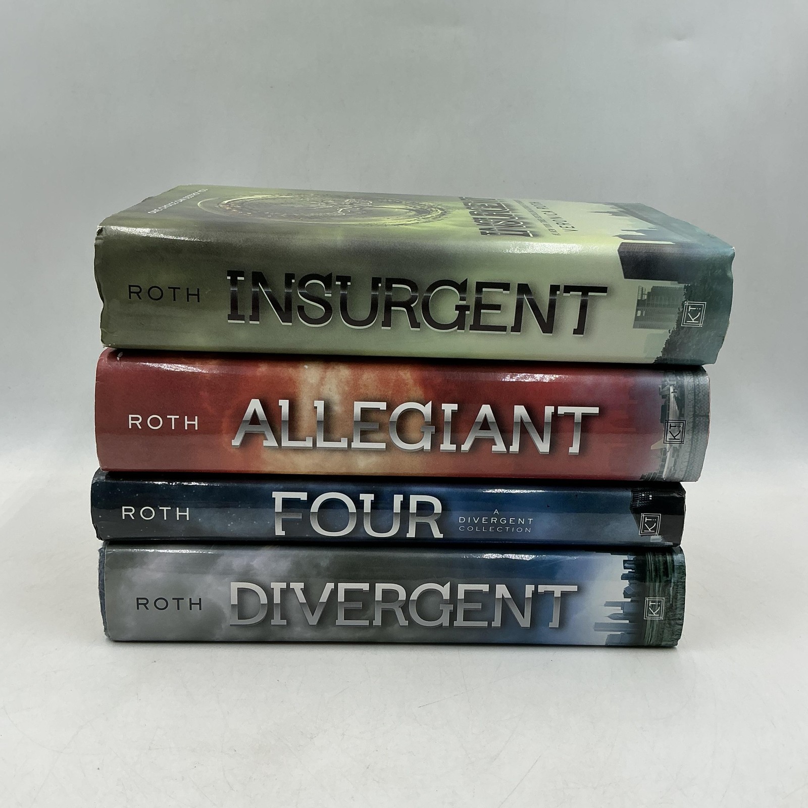 Veronica Roth Divergent/Insurgent/Allegiant/Four 4-Book Hardcover Set Assorted