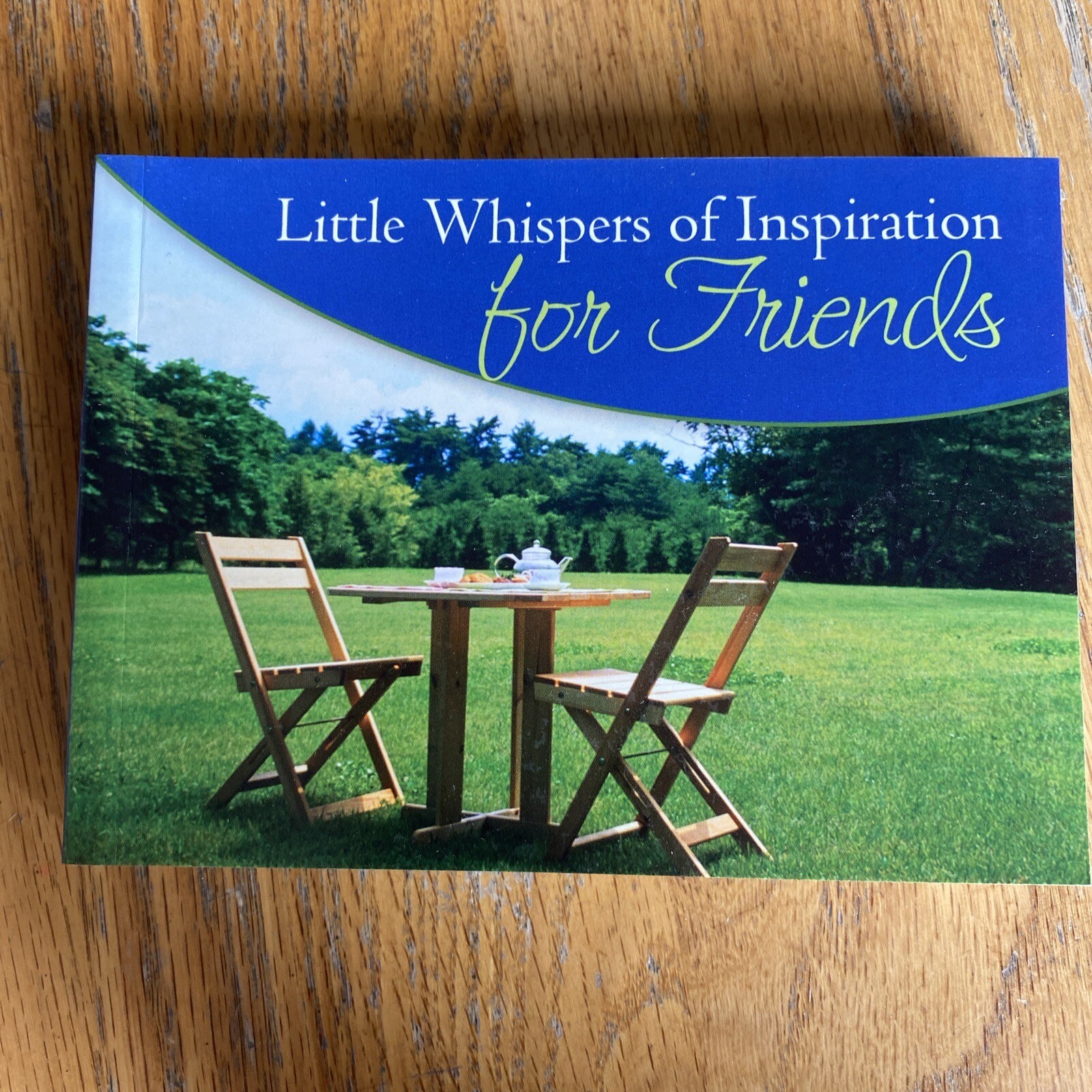 Little Whispers of Inspiration for Friends: by Barbour Publishing Staff (PB)